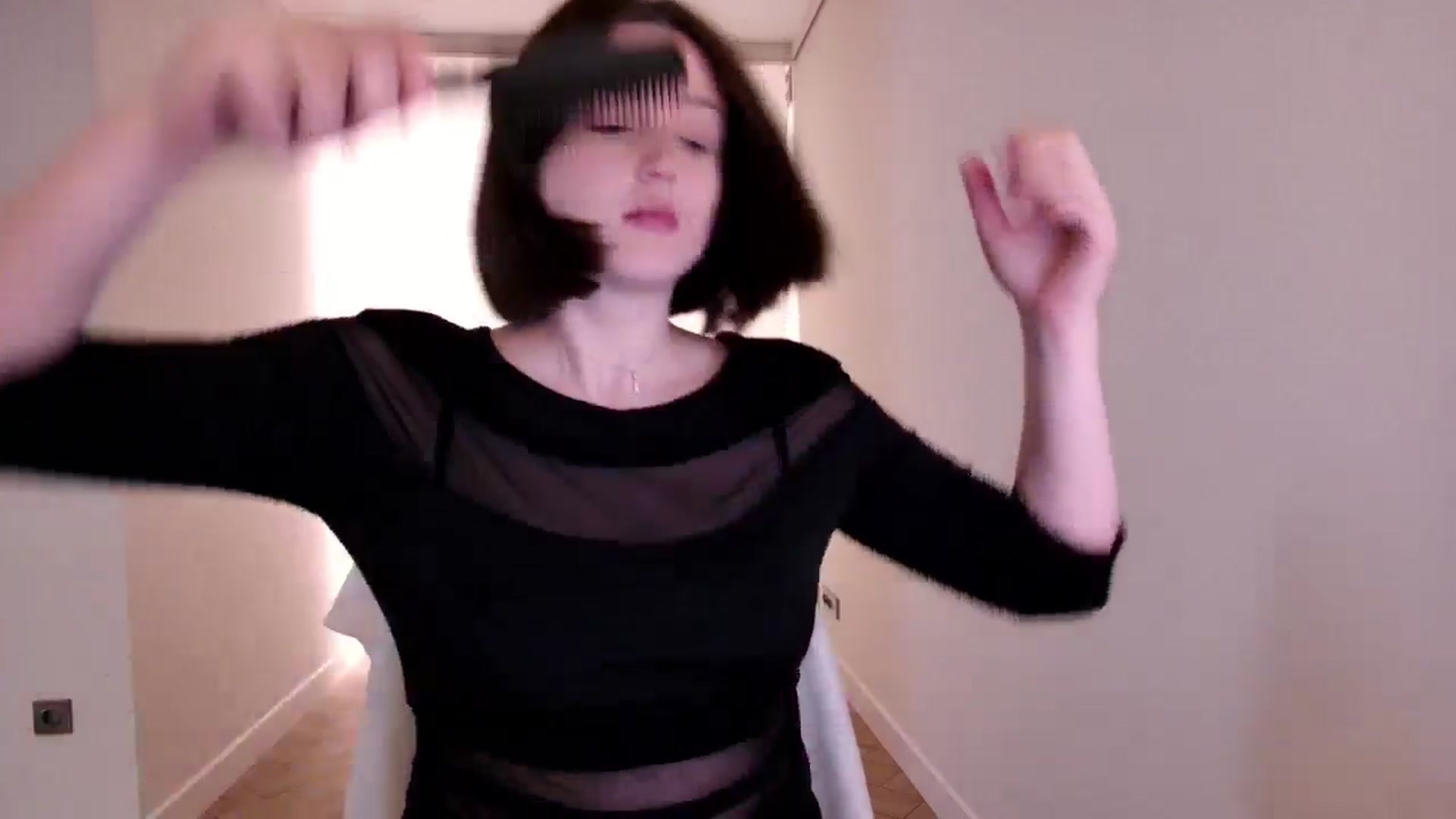 Gallery image thumbnail from Rockn_Grace's myfreecams stream on, 05/07/2024, 09:02 image 3 of 20