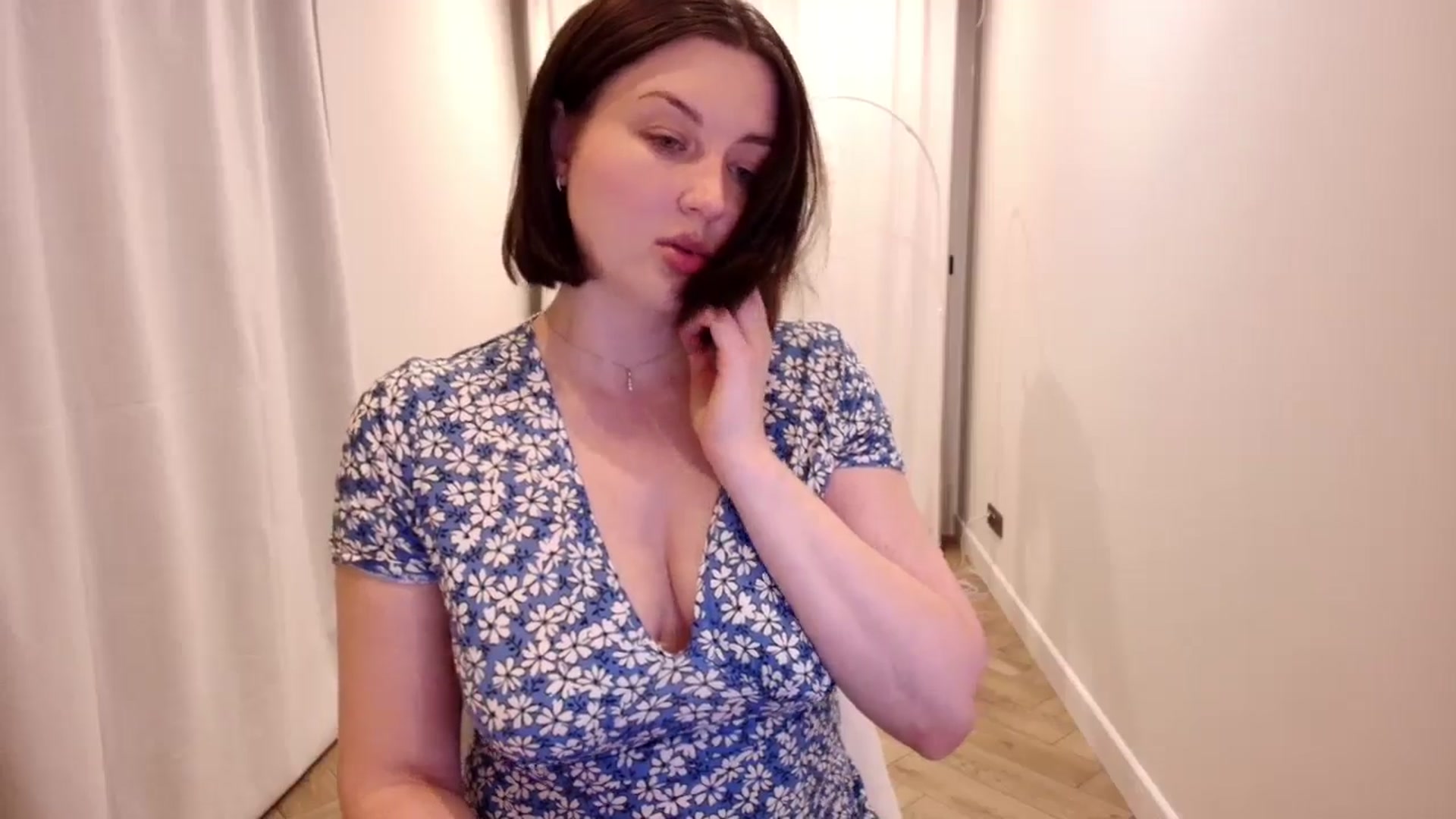 Gallery image thumbnail from Rockn_Grace's myfreecams stream on, 05/14/2024, 17:00 image 19 of 20
