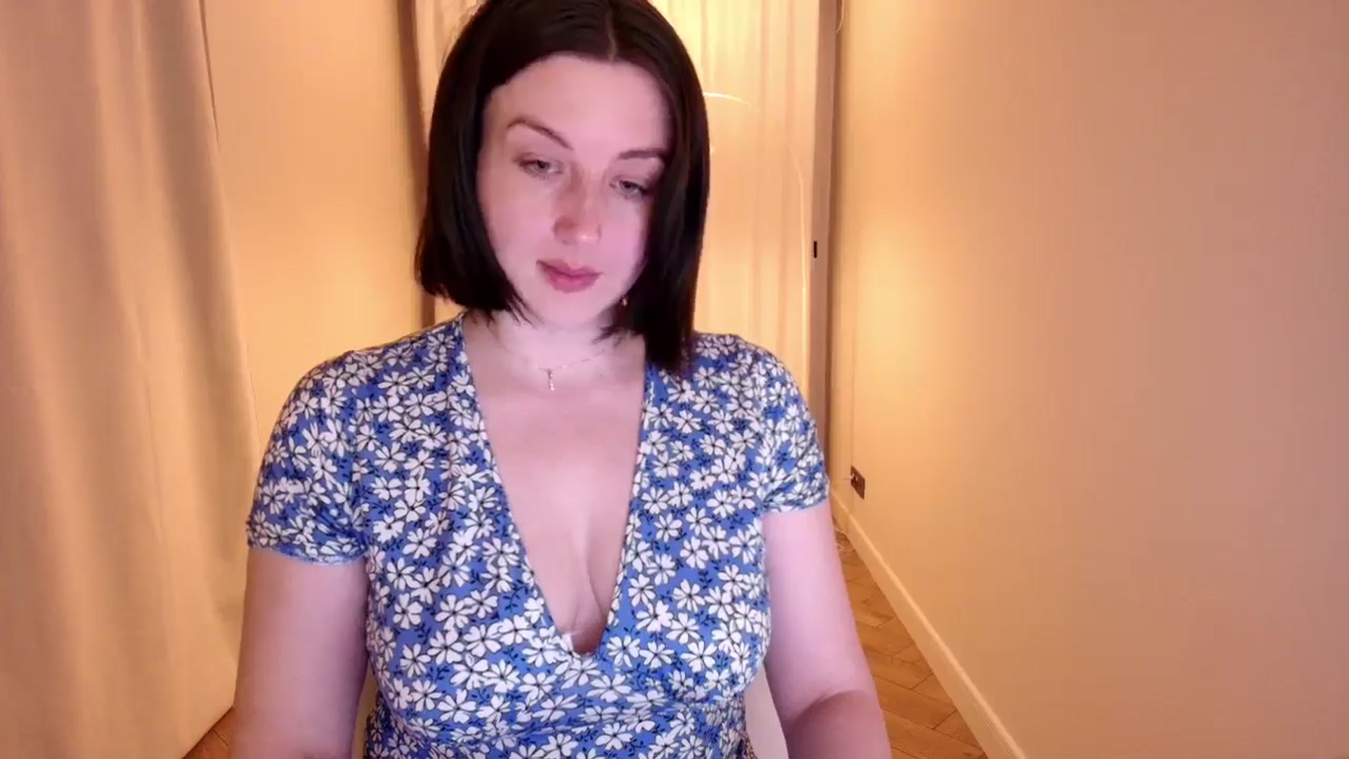 Gallery image thumbnail from Rockn_Grace's myfreecams stream on, 05/14/2024, 17:00 image 3 of 20