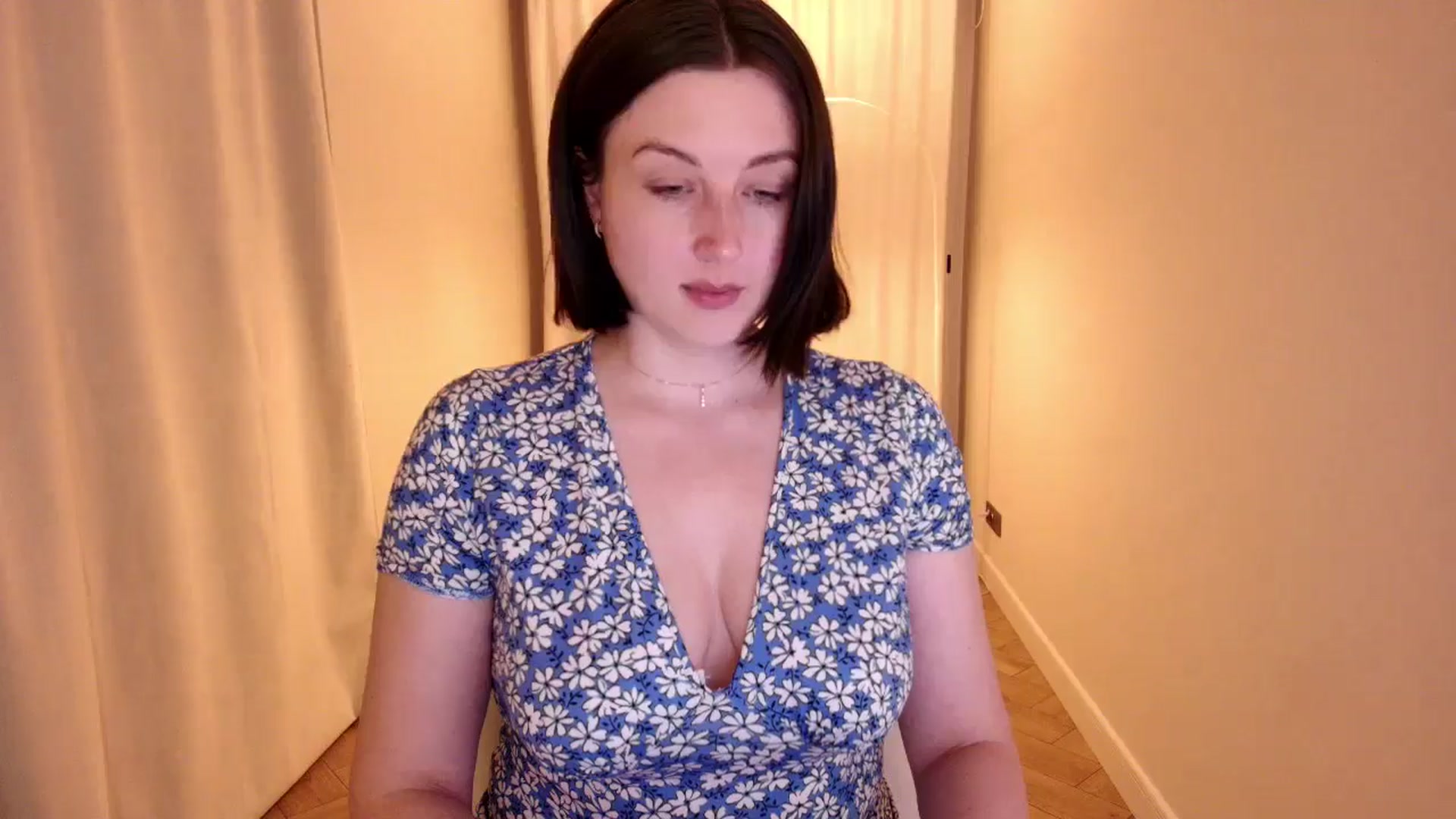 Gallery image thumbnail from Rockn_Grace's myfreecams stream on, 05/14/2024, 17:00 image 7 of 20