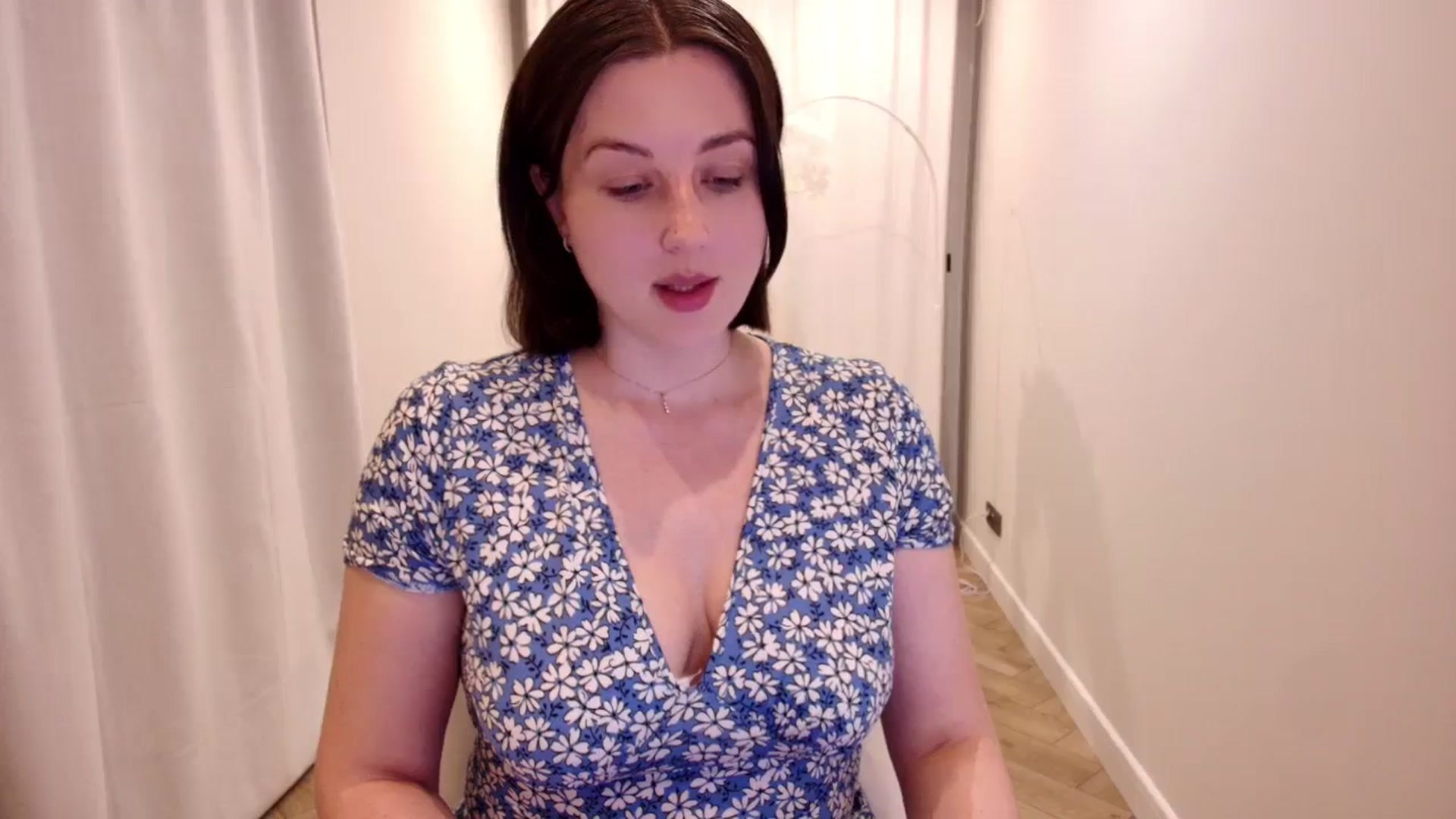 Gallery image thumbnail from Rockn_Grace's myfreecams stream on, 05/14/2024, 17:22 image 2 of 20