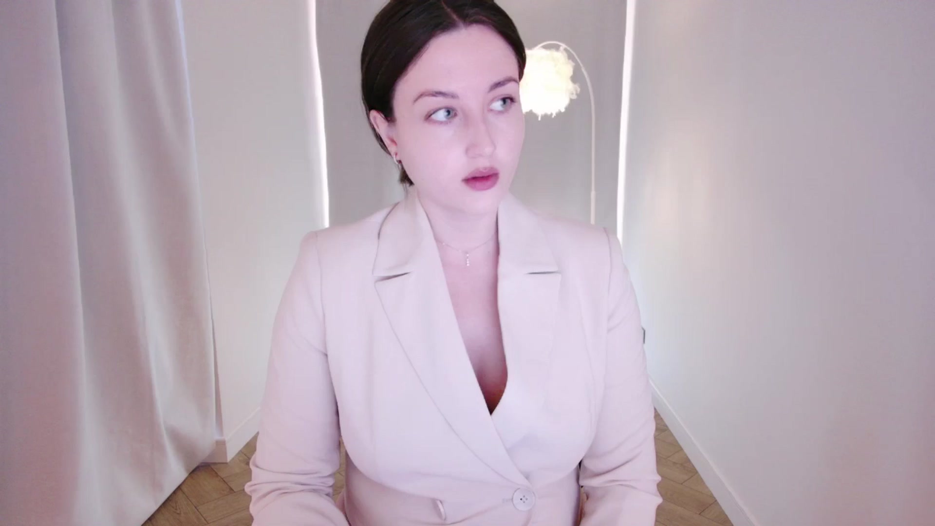 Gallery image thumbnail from Rockn_Grace's myfreecams stream on, 05/16/2024, 11:03 image 1 of 20