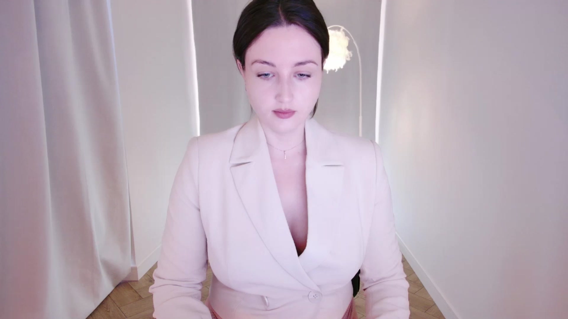 Gallery image thumbnail from Rockn_Grace's myfreecams stream on, 05/16/2024, 11:03 image 2 of 20