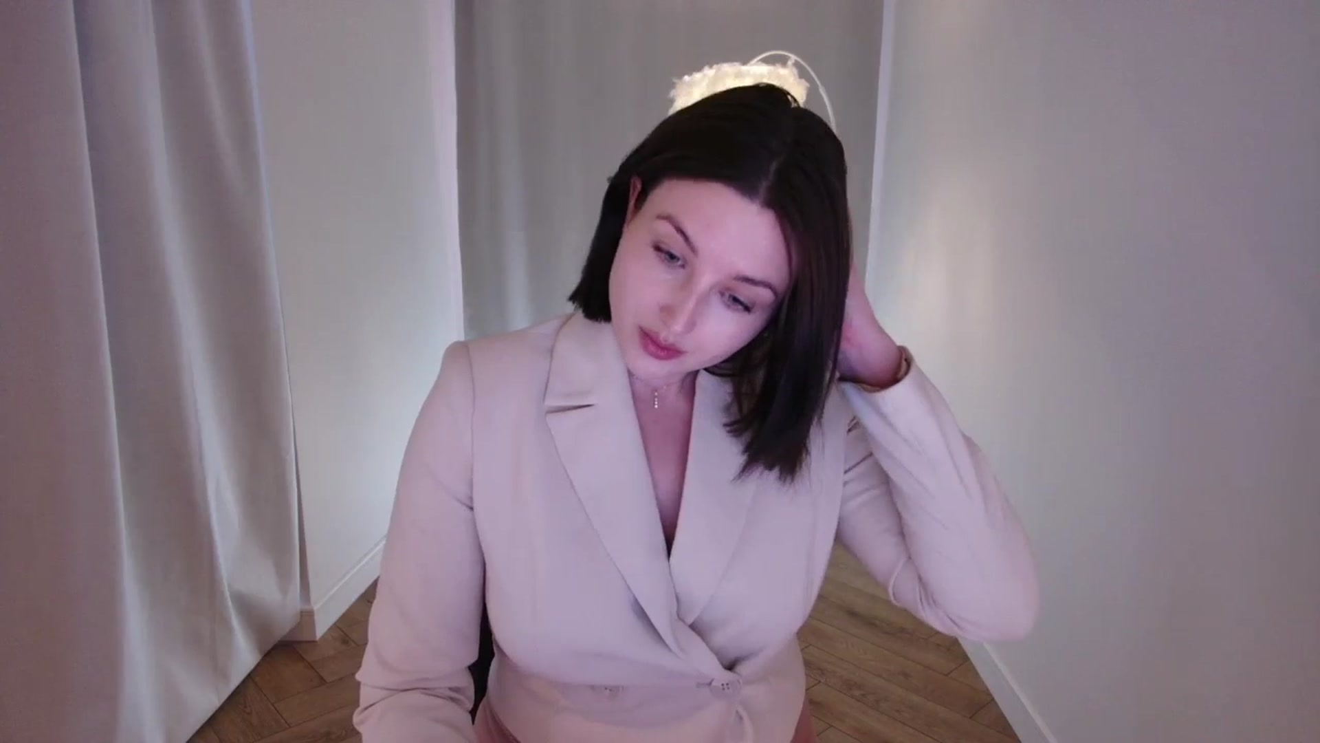 Gallery image thumbnail from Rockn_Grace's myfreecams stream on, 05/16/2024, 13:41 image 18 of 20