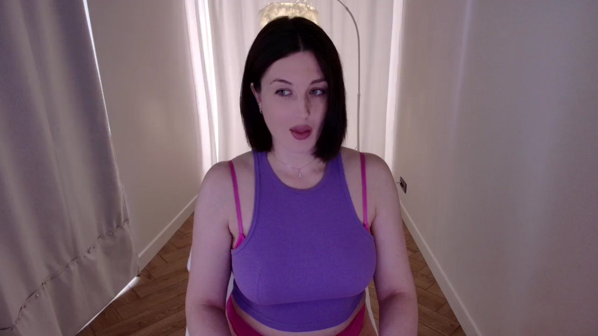 Gallery image thumbnail from Rockn_Grace's myfreecams stream on, 05/28/2024, 06:55 image 16 of 20