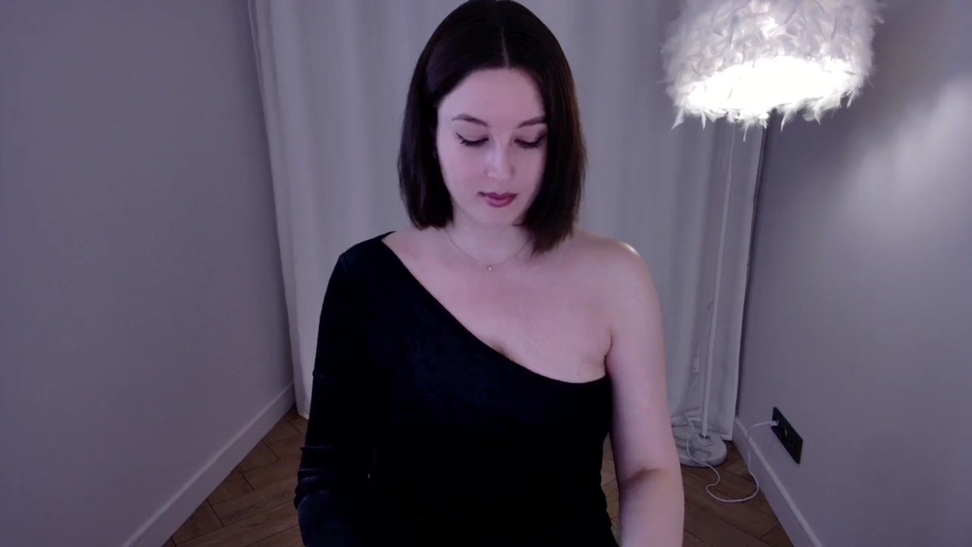 Gallery image thumbnail from Rockn_Grace's myfreecams stream on, 05/31/2024, 08:55 image 8 of 20