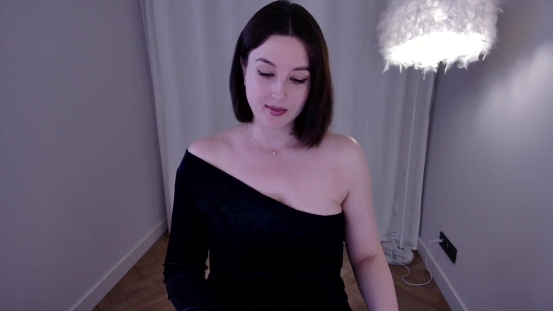 Gallery image thumbnail from Rockn_Grace's myfreecams stream on, 05/31/2024, 08:55 image 12 of 20