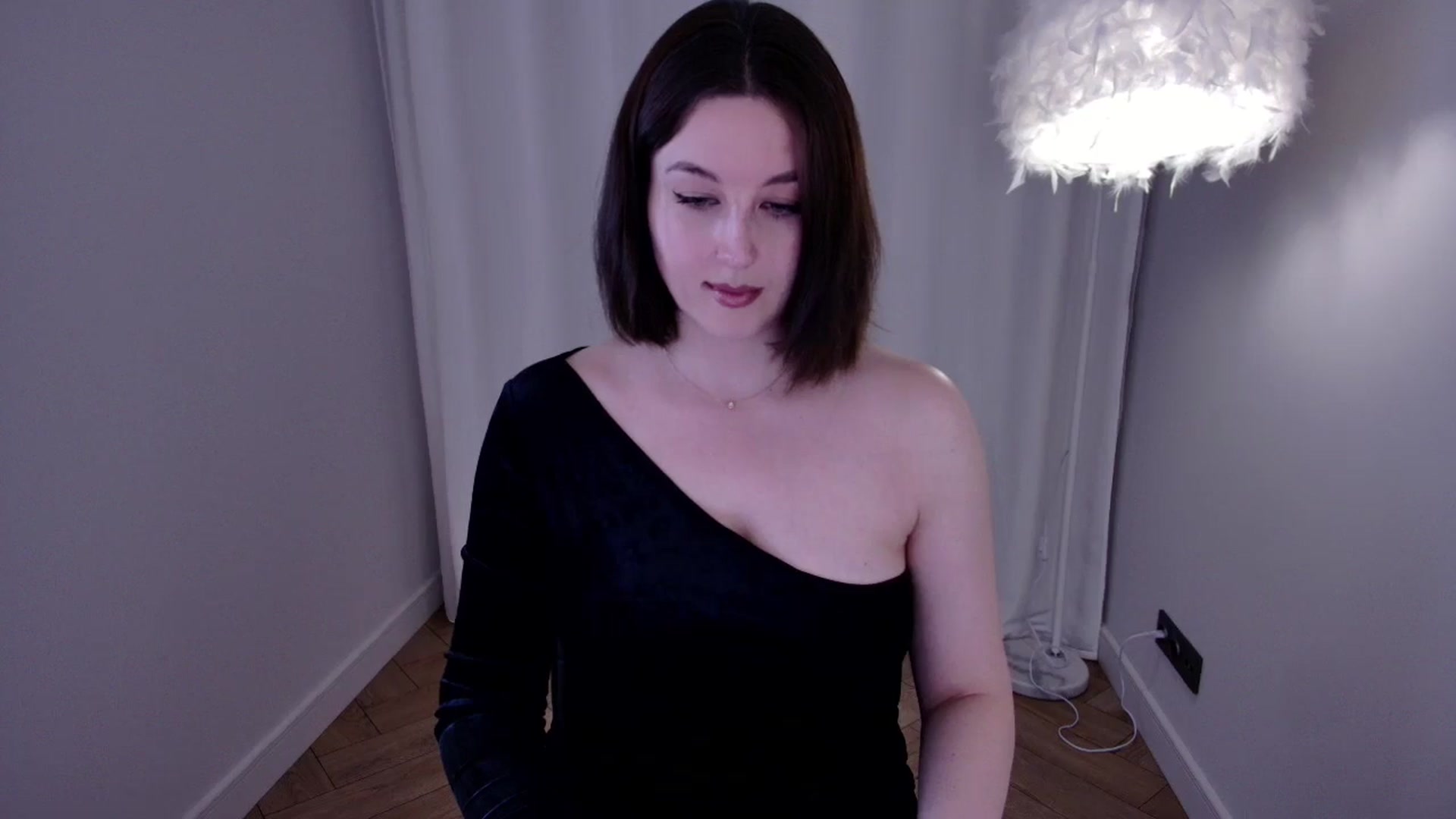 Gallery image thumbnail from Rockn_Grace's myfreecams stream on, 05/31/2024, 08:55 image 5 of 20