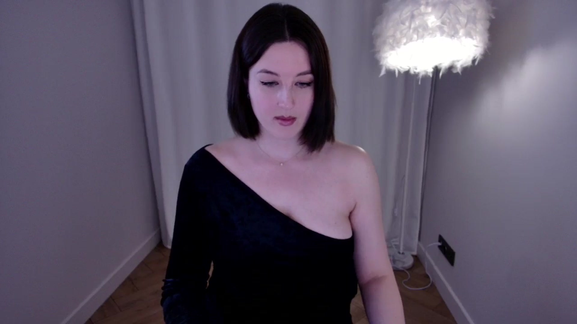 Gallery image thumbnail from Rockn_Grace's myfreecams stream on, 05/31/2024, 09:57 image 9 of 20