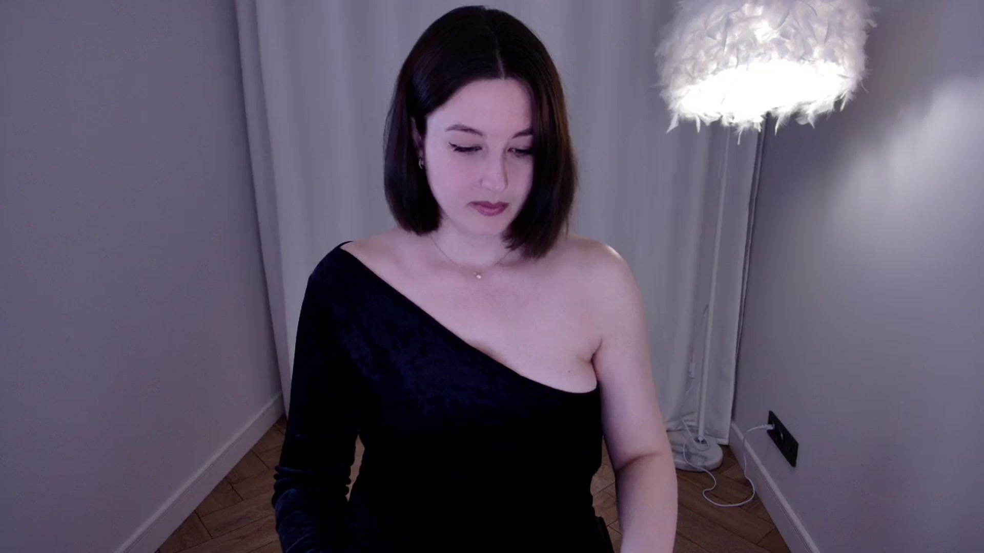 Gallery image thumbnail from Rockn_Grace's myfreecams stream on, 05/31/2024, 09:57 image 3 of 20