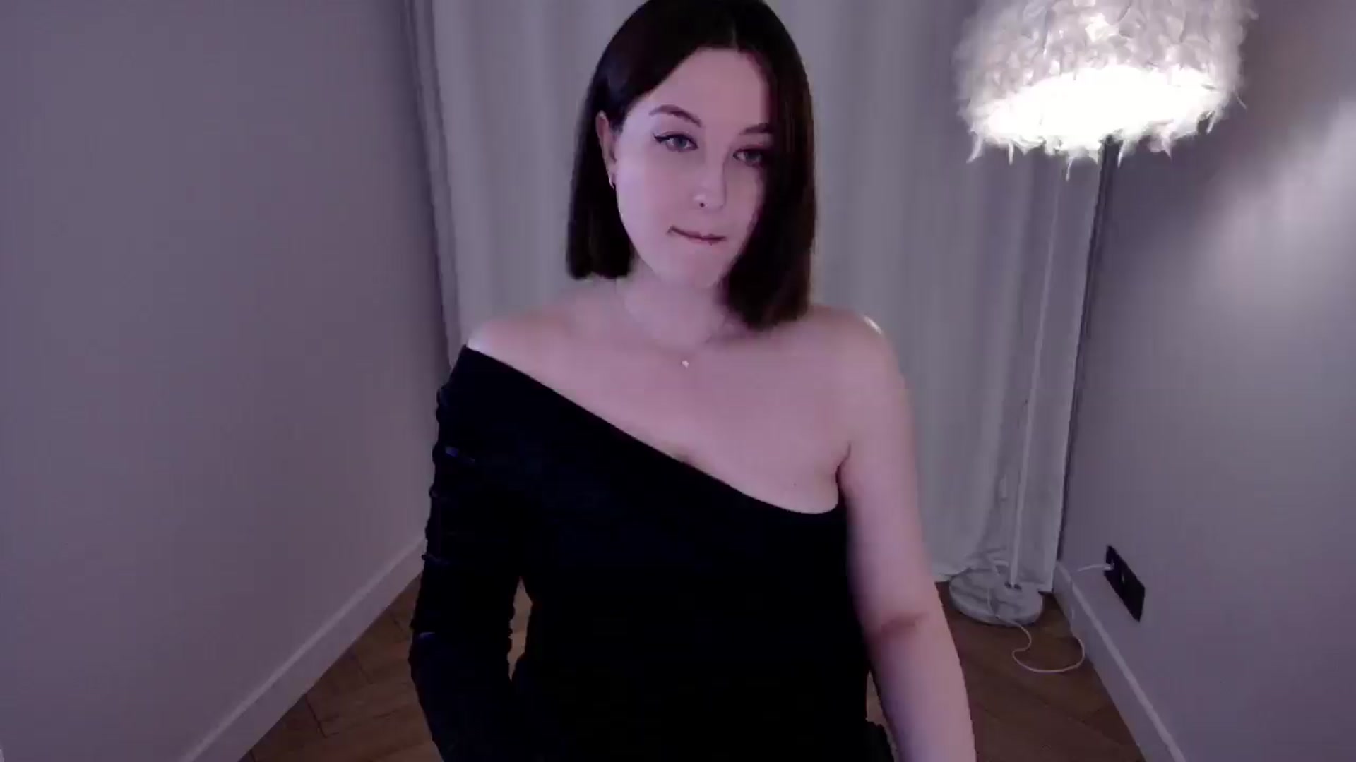 Gallery image thumbnail from Rockn_Grace's myfreecams stream on, 05/31/2024, 10:34 image 4 of 20