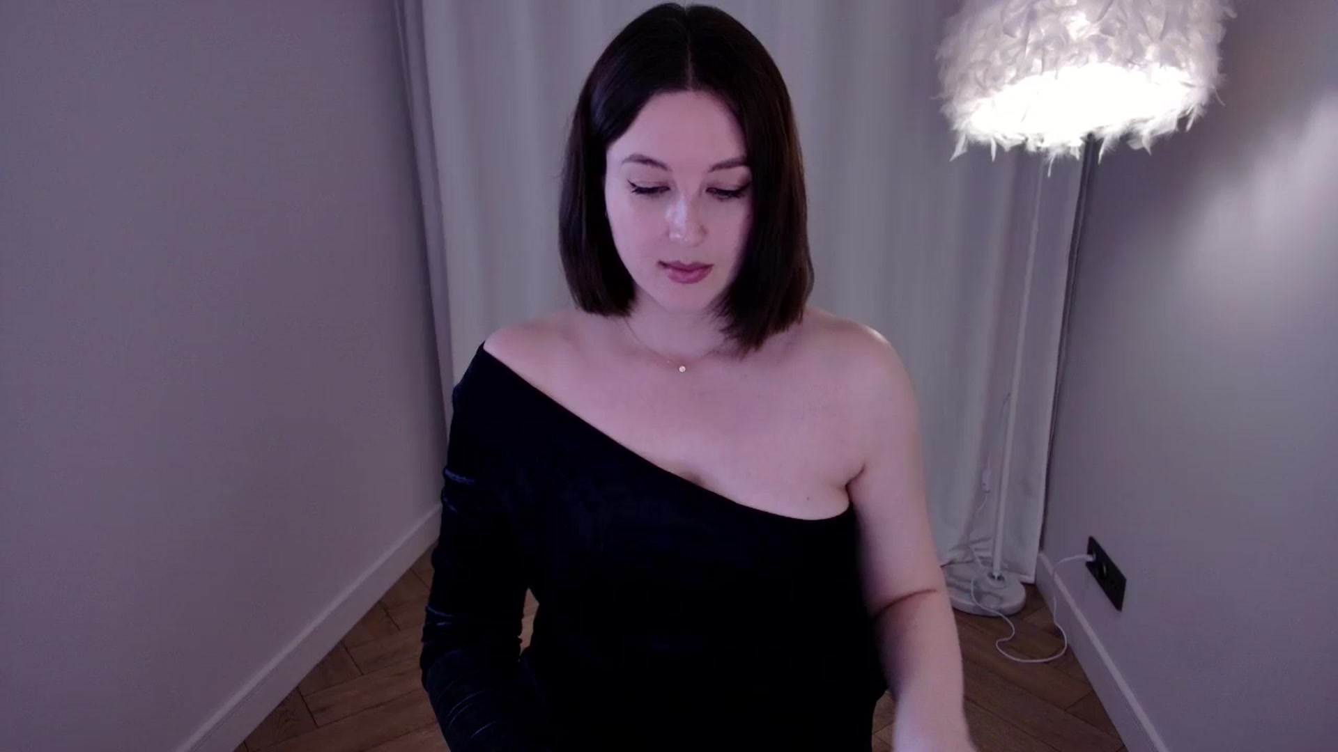 Gallery image thumbnail from Rockn_Grace's myfreecams stream on, 05/31/2024, 10:48 image 16 of 20