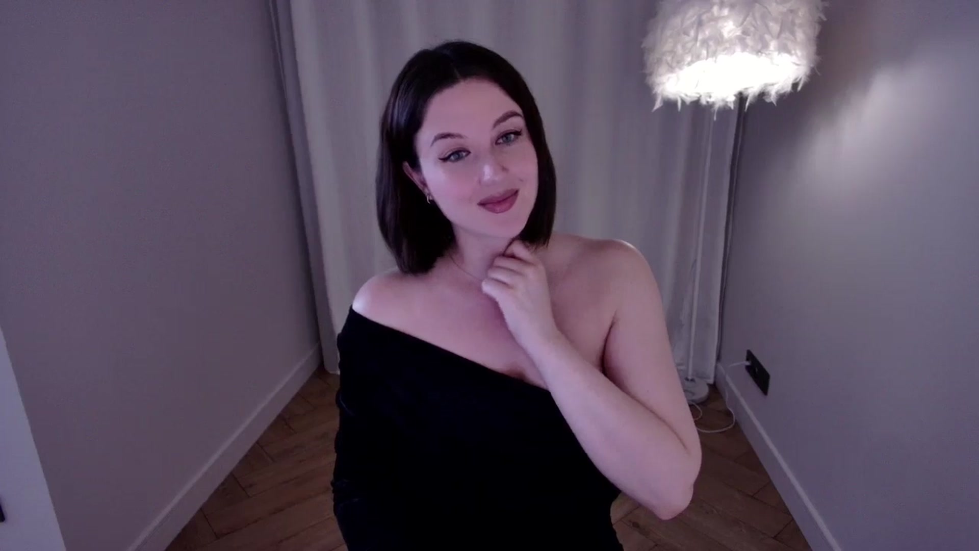 Gallery image thumbnail from Rockn_Grace's myfreecams stream on, 05/31/2024, 13:17 image 18 of 20