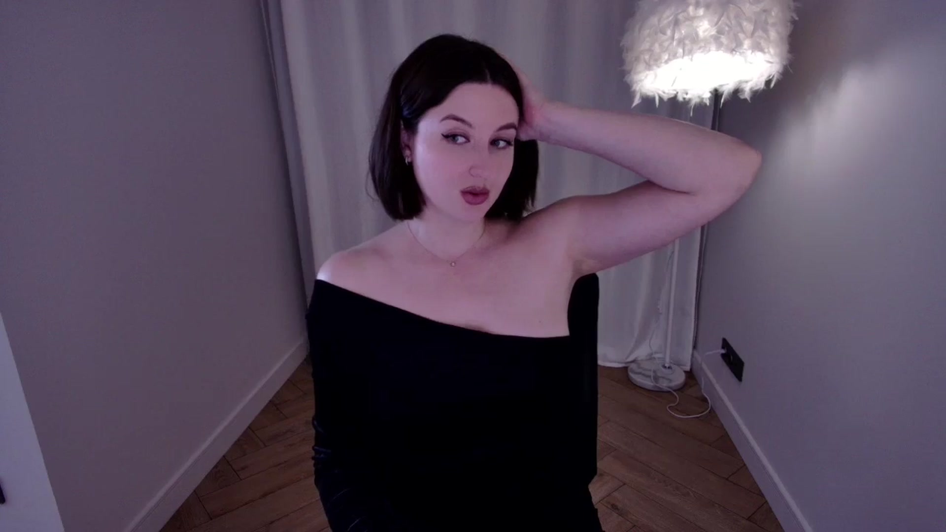 Gallery image thumbnail from Rockn_Grace's myfreecams stream on, 05/31/2024, 13:17 image 19 of 20