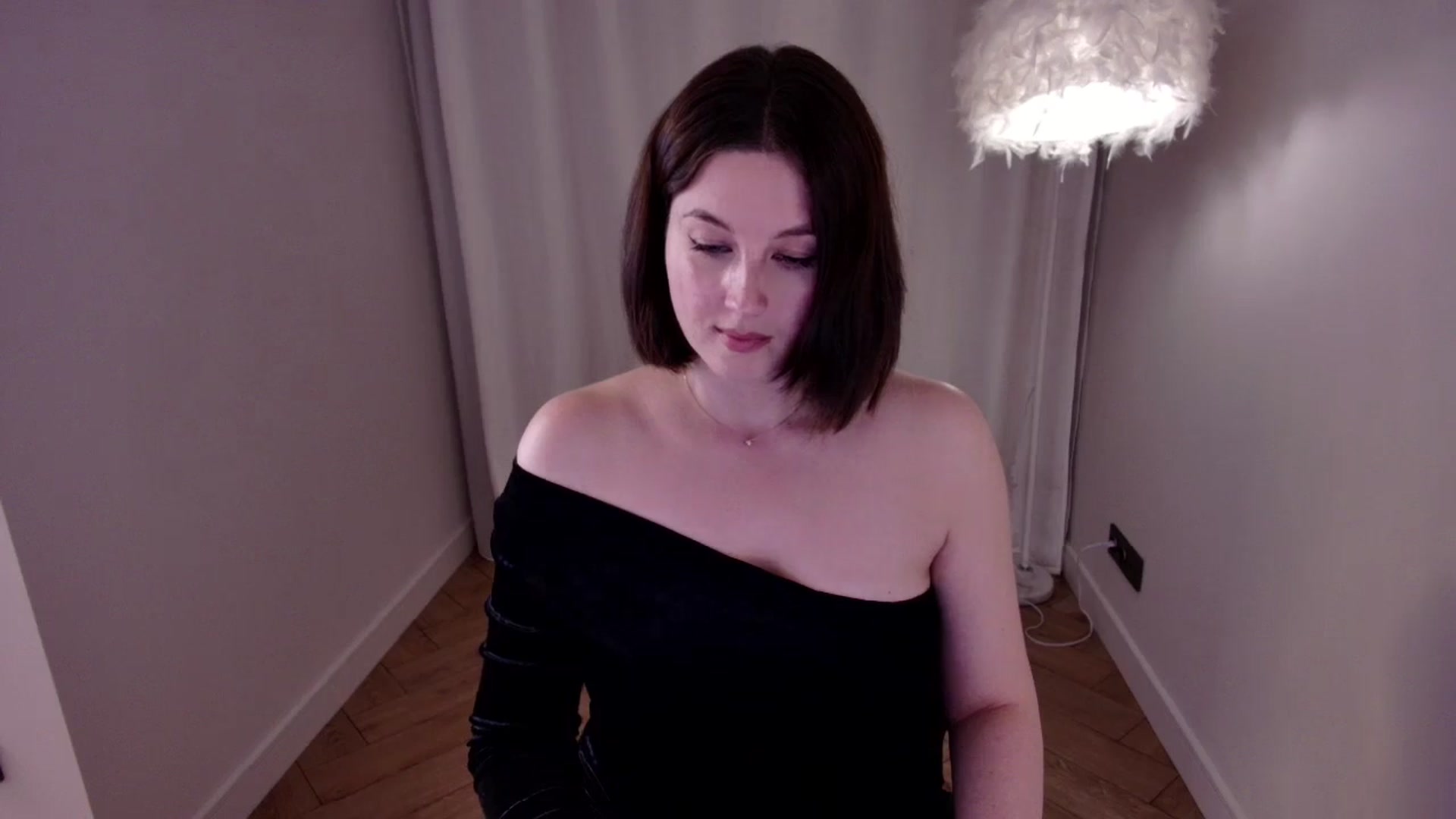 Gallery image thumbnail from Rockn_Grace's myfreecams stream on, 05/31/2024, 14:24 image 11 of 20