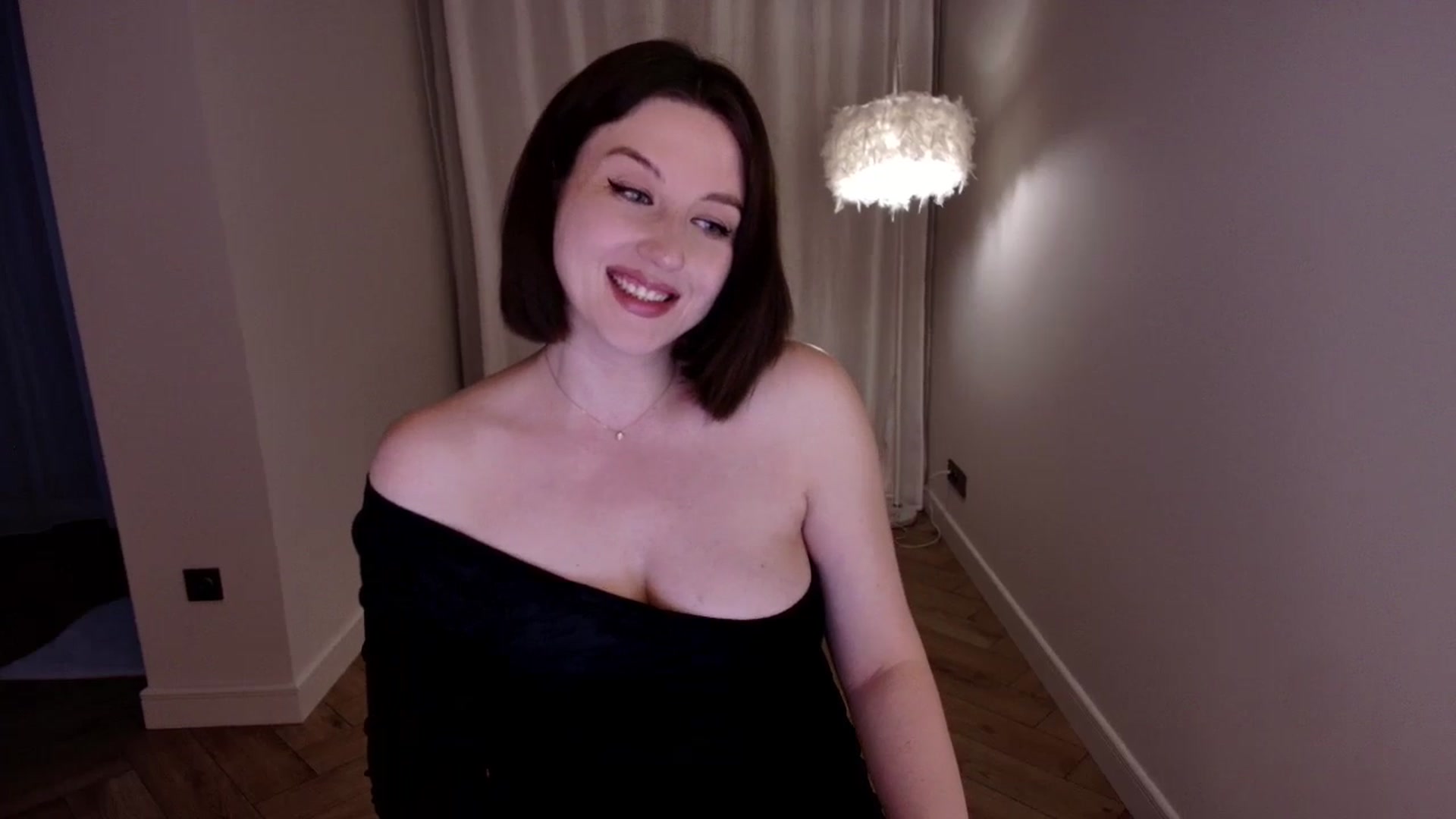 Gallery image thumbnail from Rockn_Grace's myfreecams stream on, 05/31/2024, 18:20 image 4 of 20