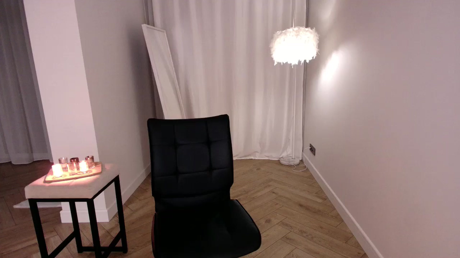 Gallery image thumbnail from Rockn_Grace's myfreecams stream on, 05/31/2024, 19:46 image 5 of 20