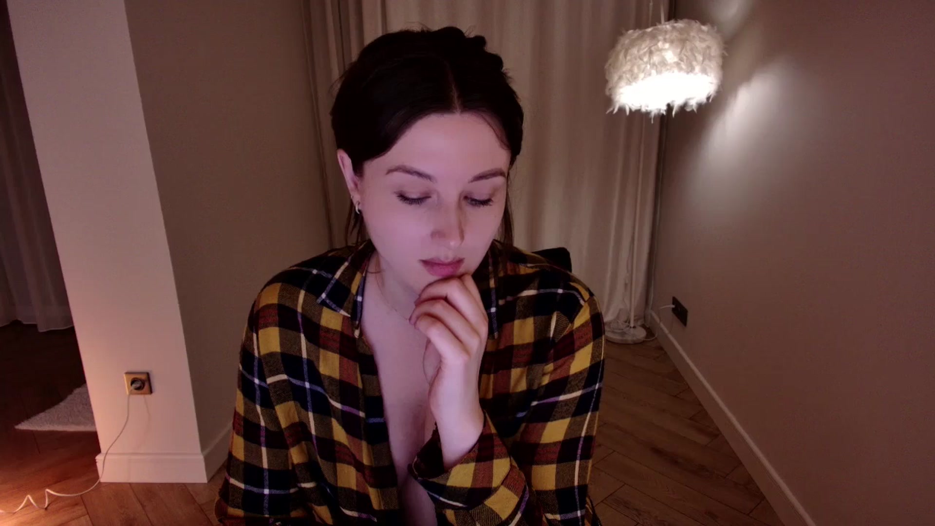 Gallery image thumbnail from Rockn_Grace's myfreecams stream on, 06/03/2024, 19:32 image 13 of 20