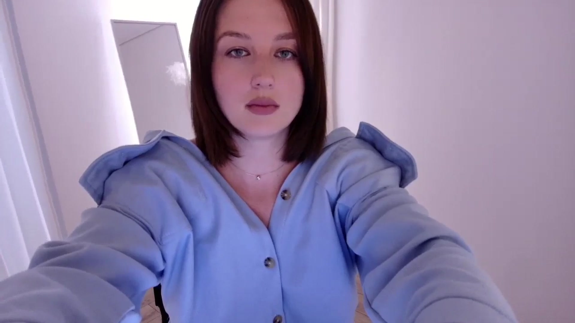 Gallery image thumbnail from Rockn_Grace's myfreecams stream on, 06/26/2024, 10:35 image 11 of 20