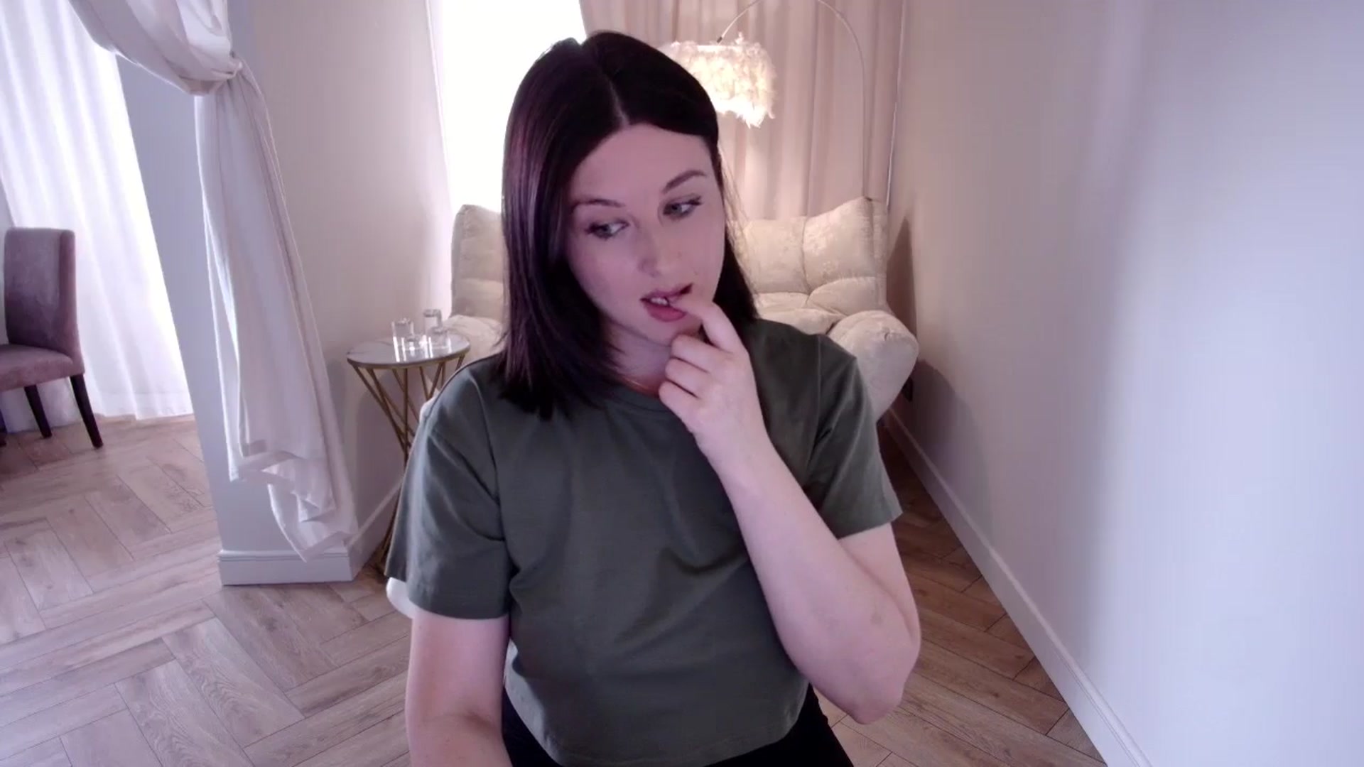 Gallery image thumbnail from Rockn_Grace's myfreecams stream on, 08/06/2024, 07:44 image 8 of 20