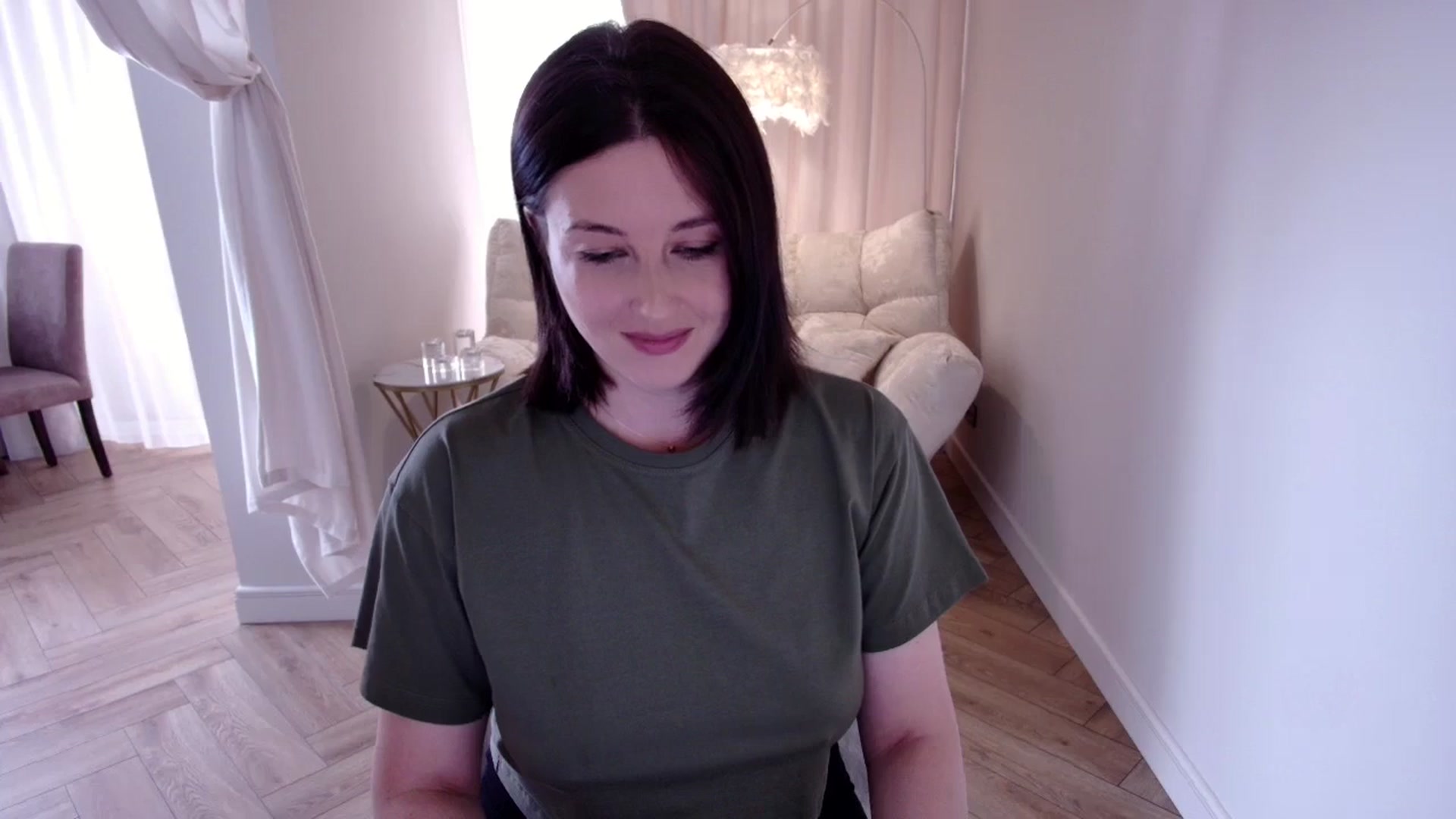 Gallery image thumbnail from Rockn_Grace's myfreecams stream on, 08/06/2024, 07:44 image 15 of 20