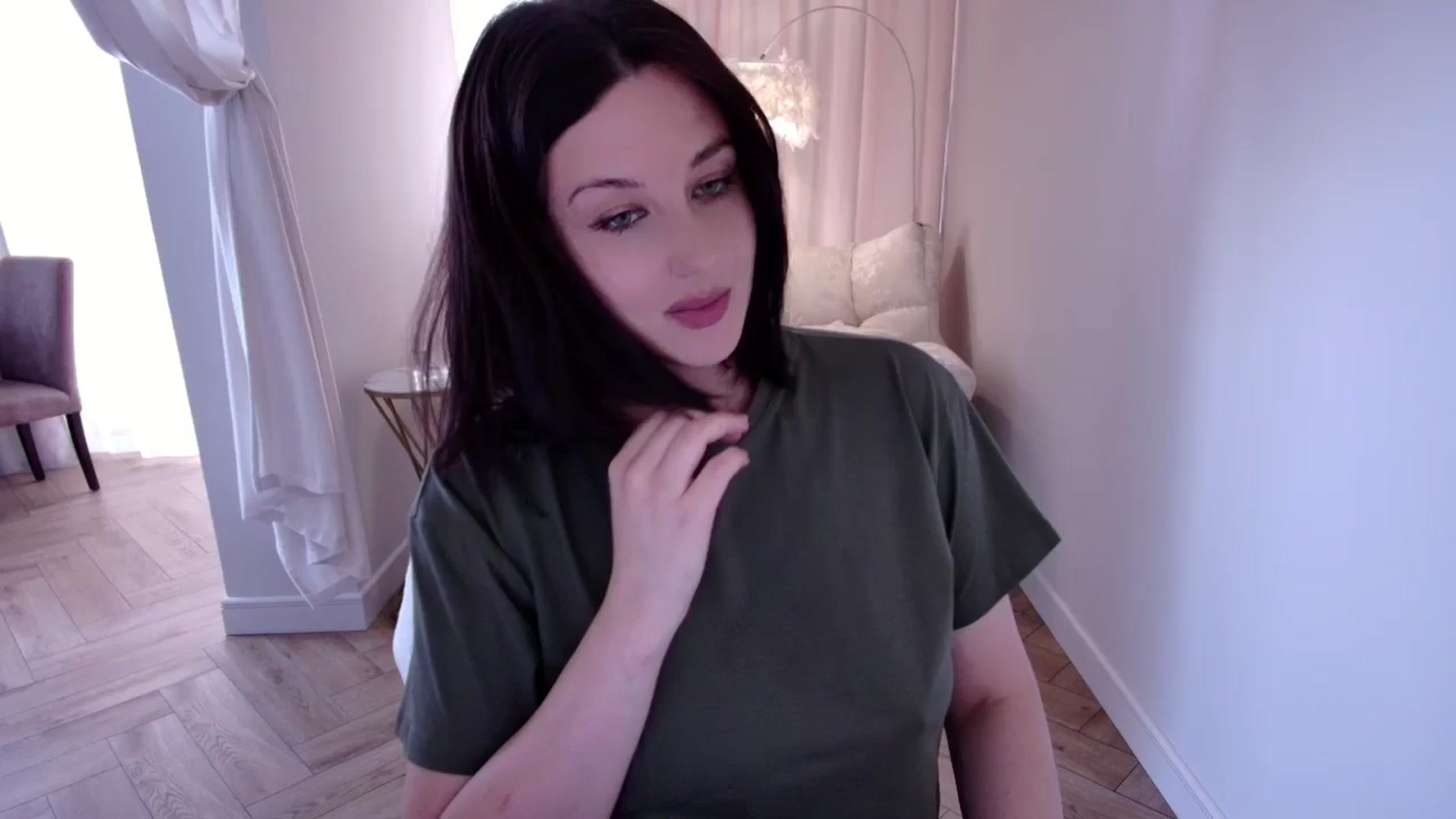 Gallery image thumbnail from Rockn_Grace's myfreecams stream on, 08/06/2024, 10:28 image 1 of 20