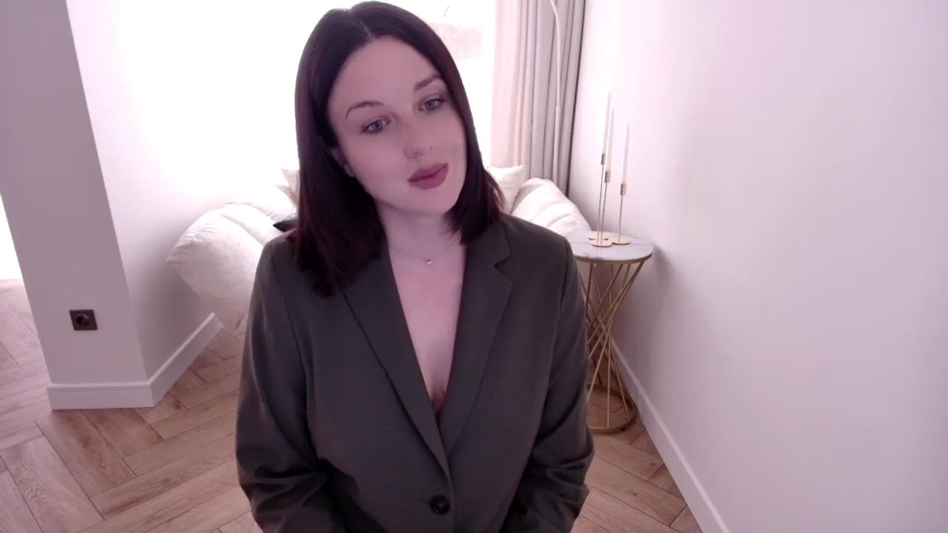 Gallery image thumbnail from Rockn_Grace's myfreecams stream on, 08/13/2024, 06:22 image 4 of 20