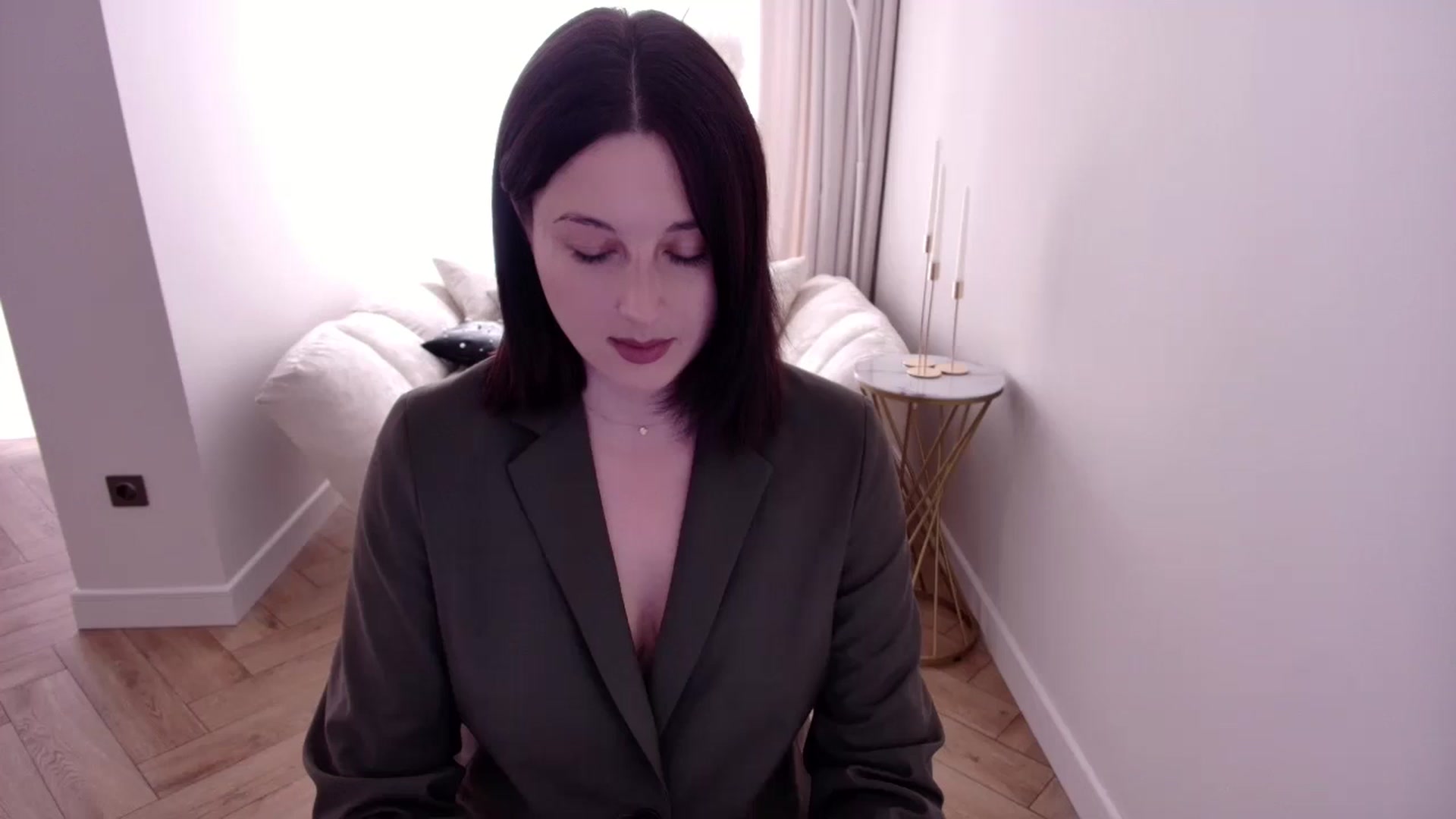 Gallery image thumbnail from Rockn_Grace's myfreecams stream on, 08/13/2024, 06:45 image 1 of 20