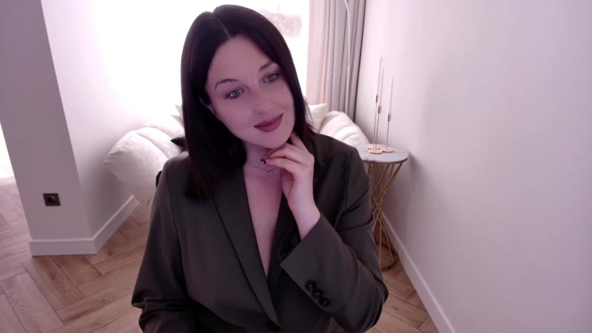 Gallery image thumbnail from Rockn_Grace's myfreecams stream on, 08/13/2024, 06:45 image 4 of 20