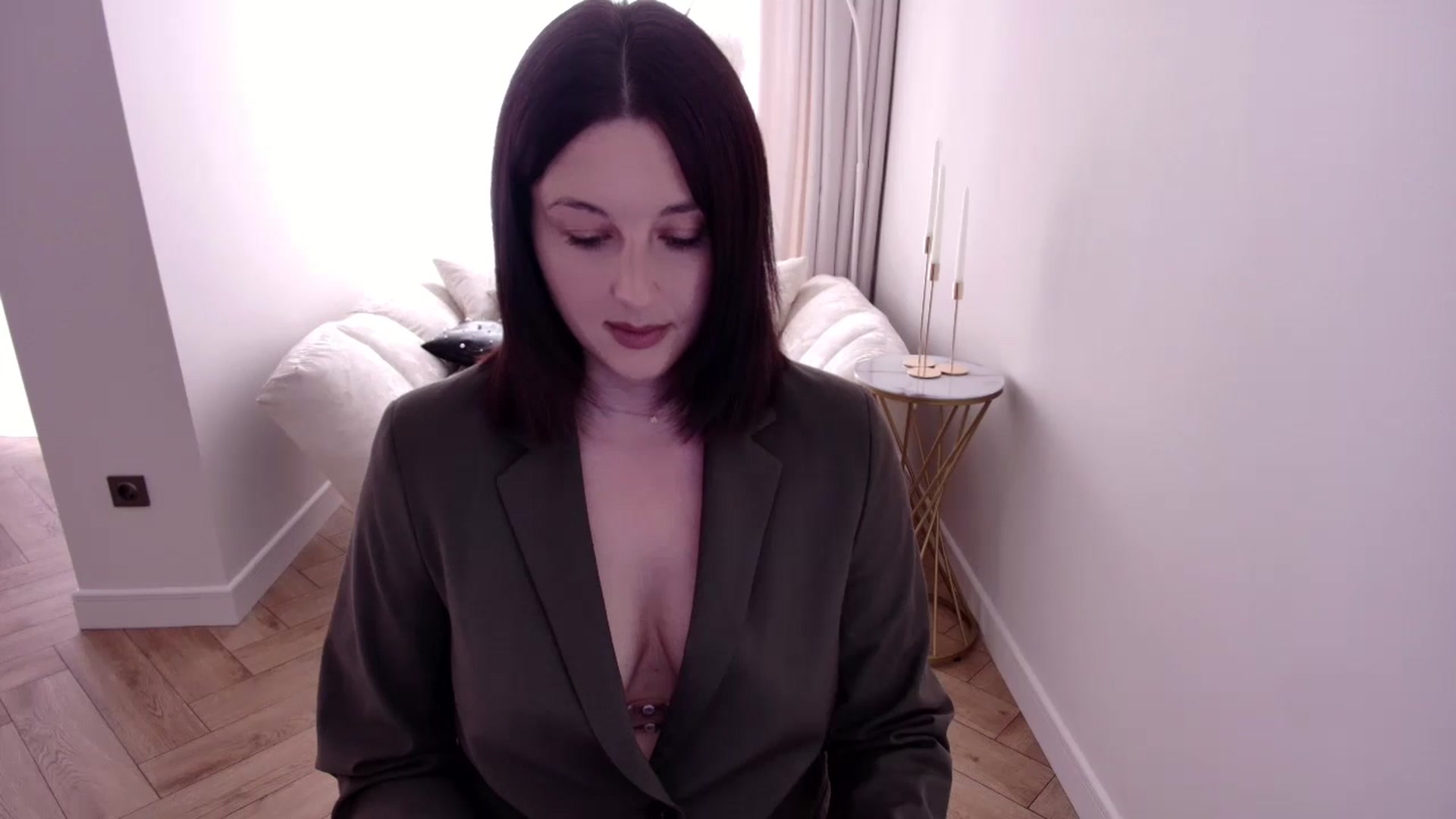 Gallery image thumbnail from Rockn_Grace's myfreecams stream on, 08/13/2024, 06:45 image 10 of 20