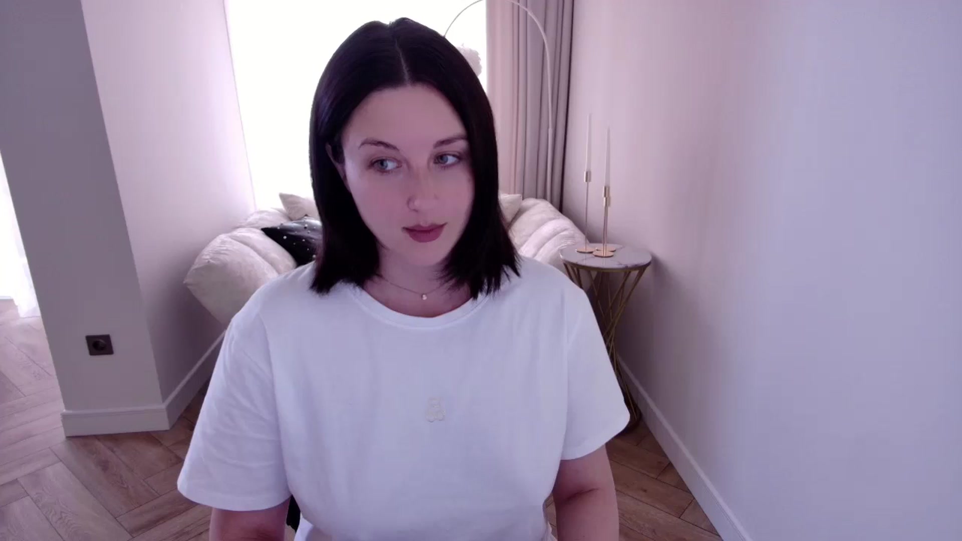 Gallery image thumbnail from Rockn_Grace's myfreecams stream on, 08/14/2024, 10:48 image 5 of 20