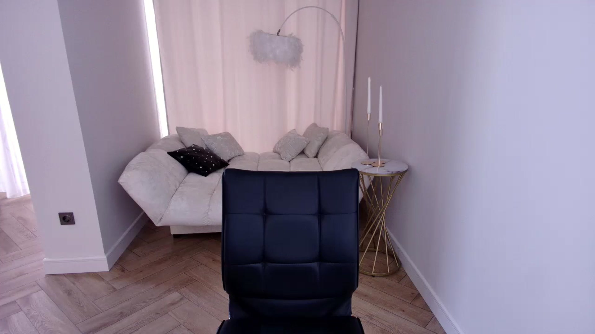 Gallery image thumbnail from Rockn_Grace's myfreecams stream on, 08/14/2024, 11:25 image 20 of 20