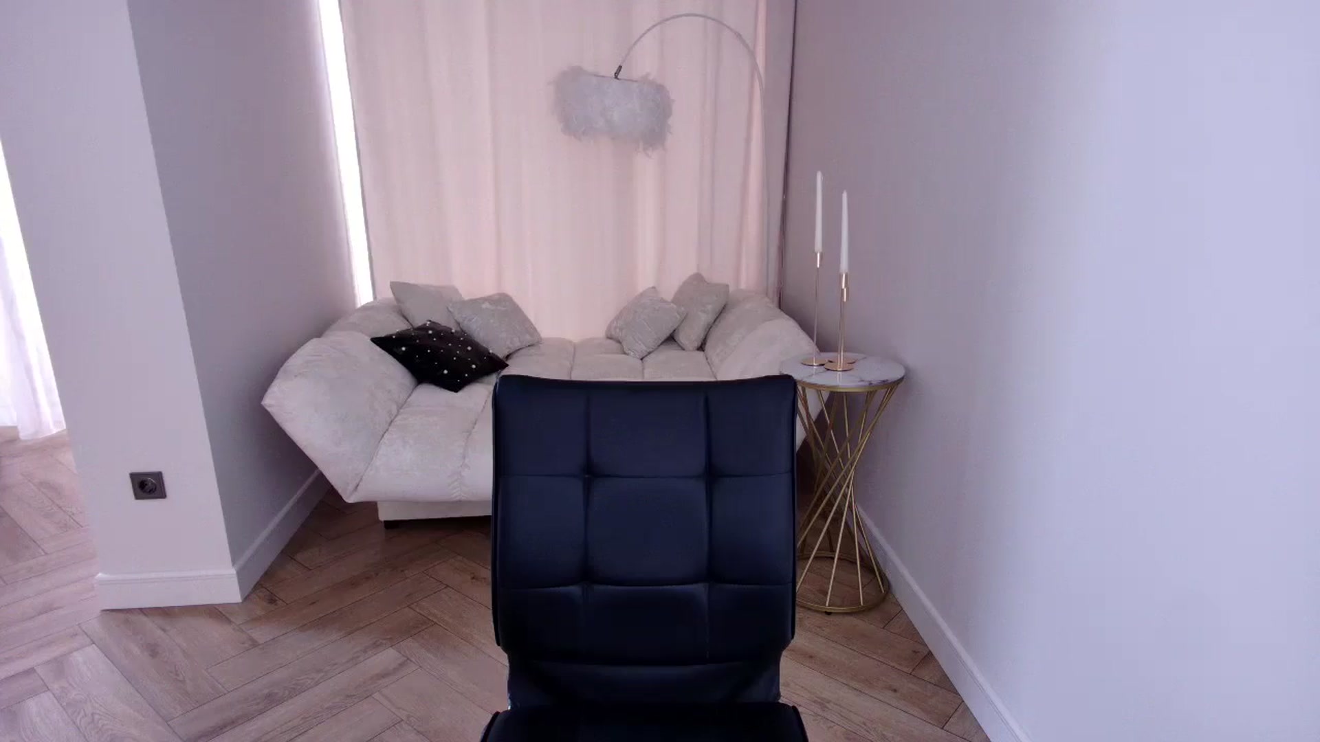 Gallery image thumbnail from Rockn_Grace's myfreecams stream on, 08/14/2024, 11:25 image 19 of 20