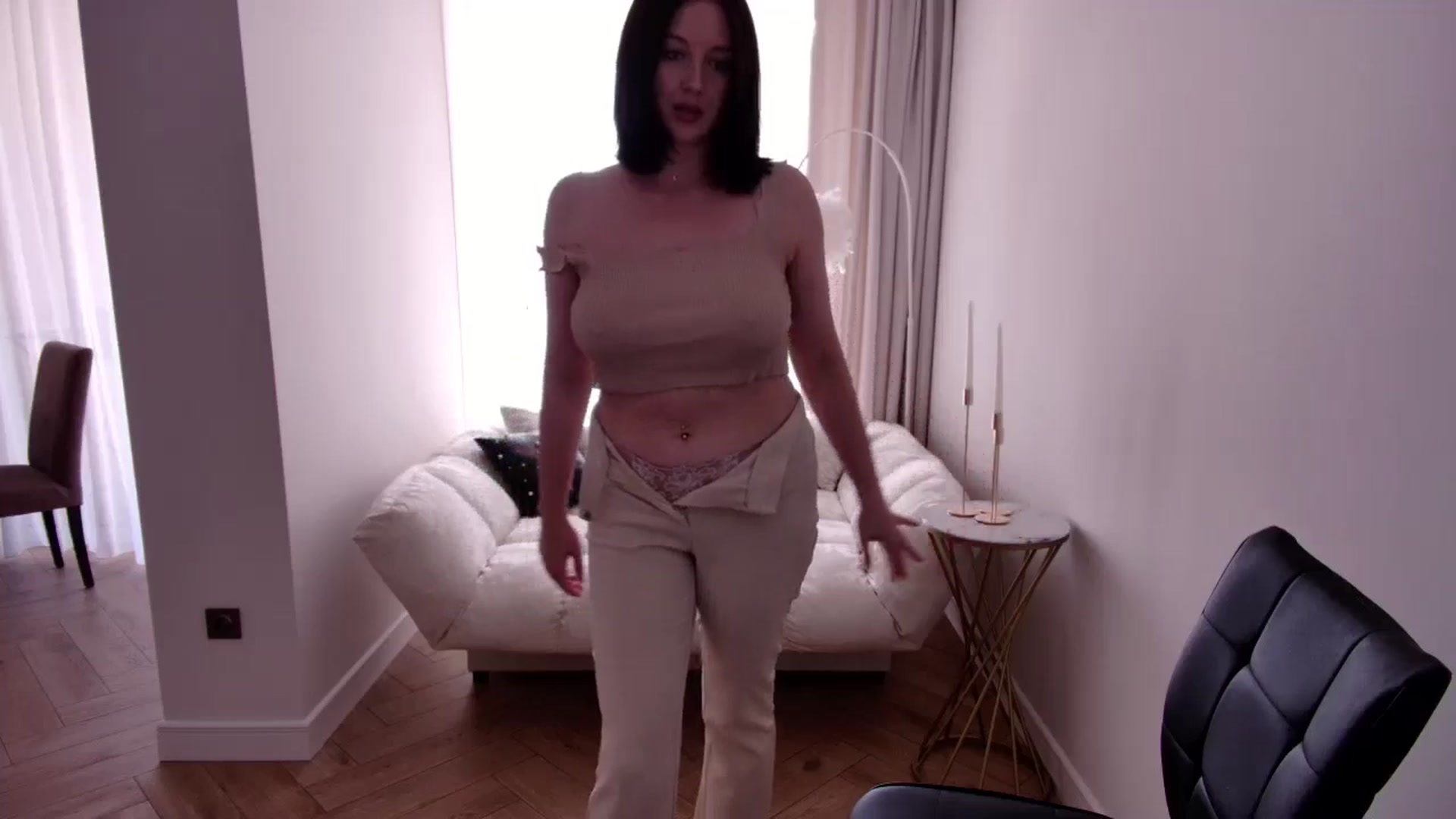 Gallery image thumbnail from Rockn_Grace's myfreecams stream on, 08/15/2024, 07:13 image 13 of 20
