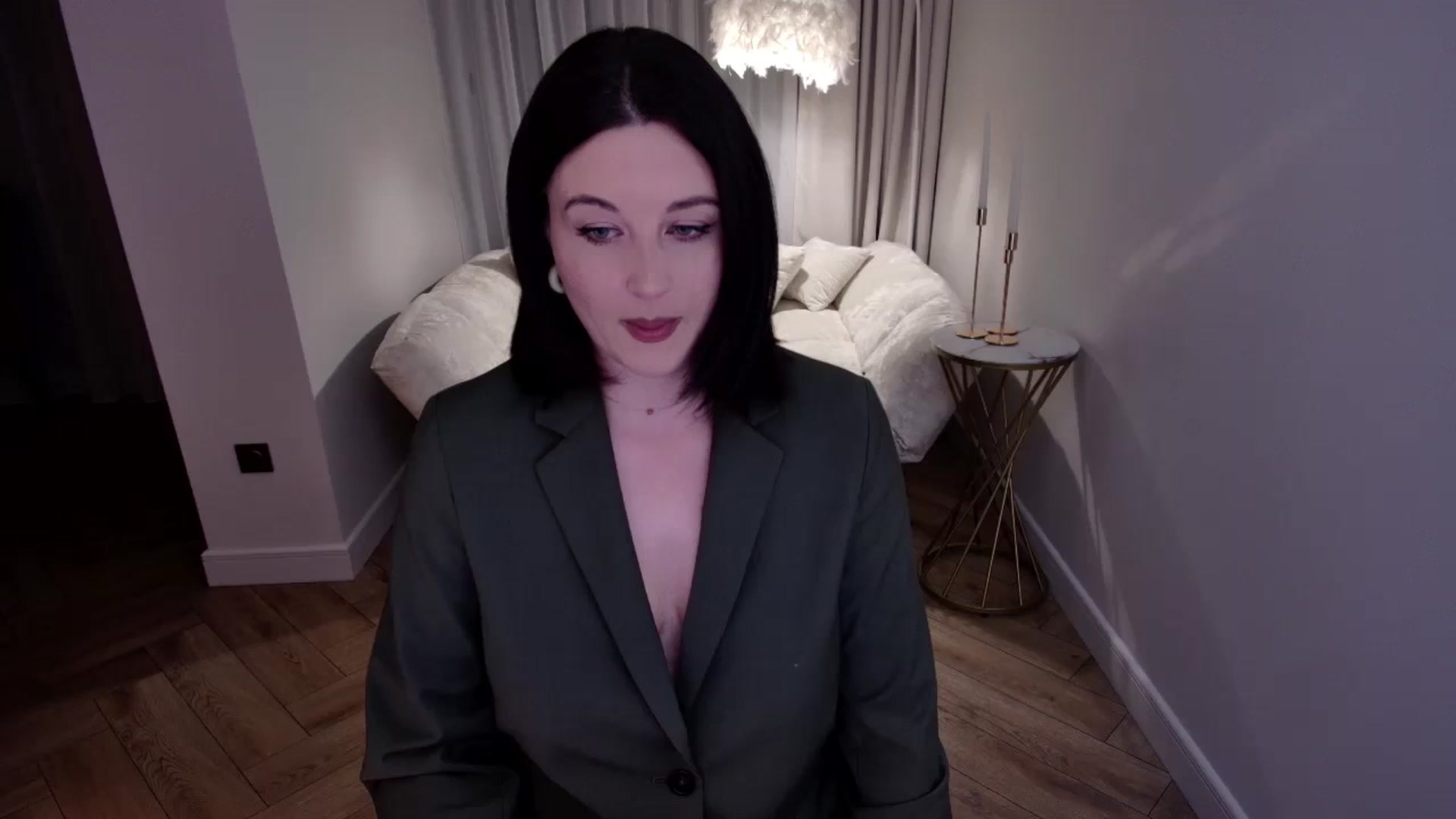 Gallery image thumbnail from Rockn_Grace's myfreecams stream on, 08/17/2024, 20:45 image 1 of 20