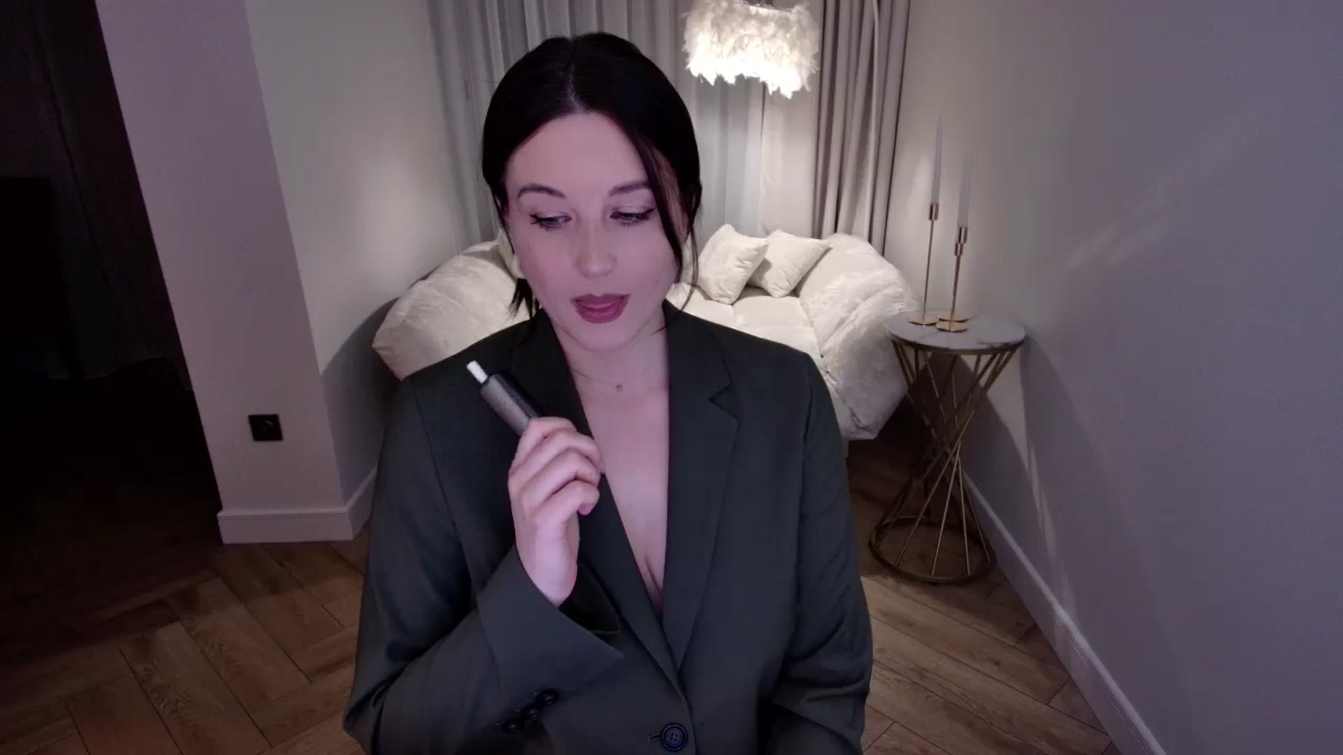 Gallery image thumbnail from Rockn_Grace's myfreecams stream on, 08/17/2024, 20:45 image 13 of 20