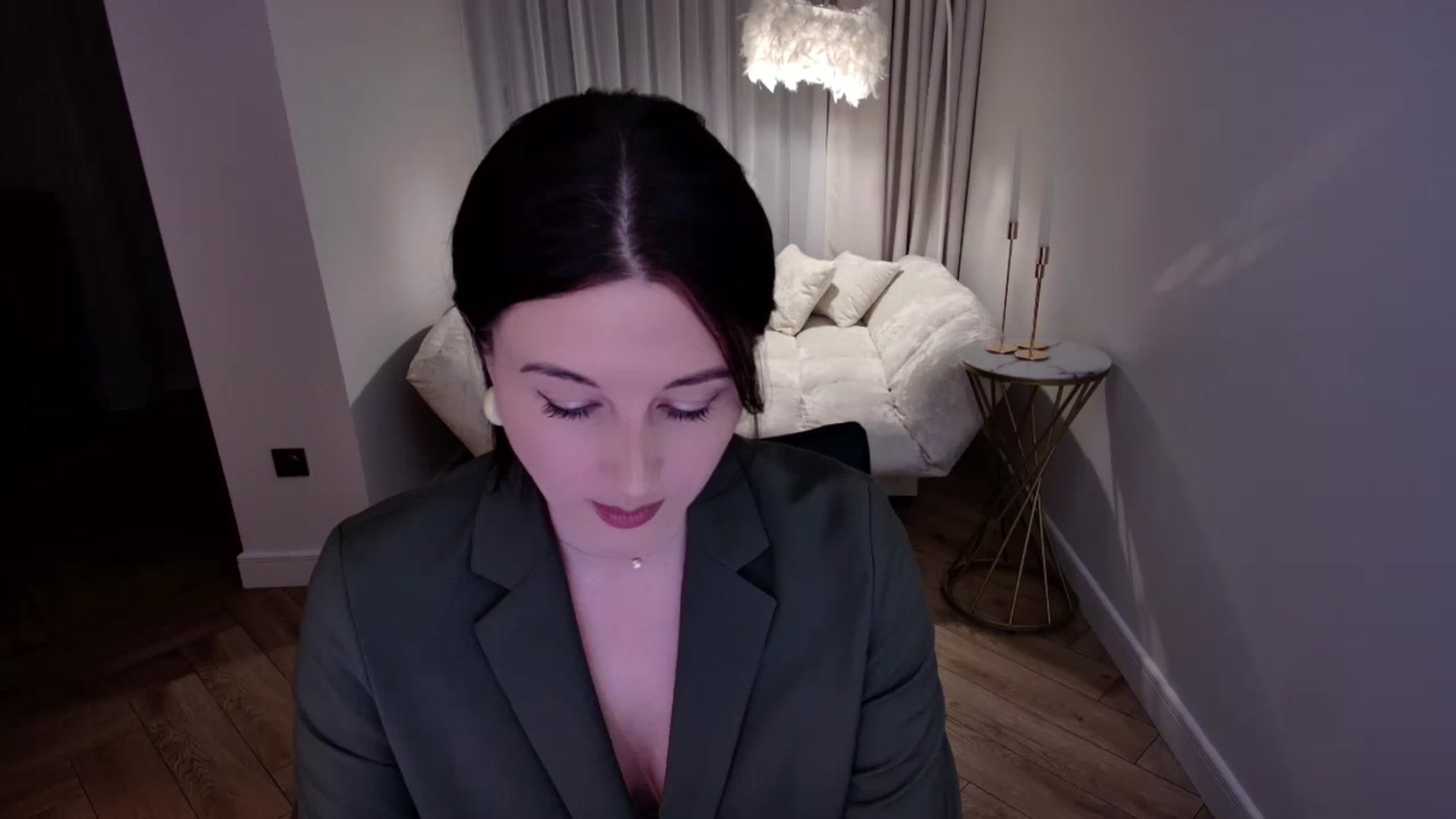 Gallery image thumbnail from Rockn_Grace's myfreecams stream on, 08/17/2024, 20:45 image 18 of 20