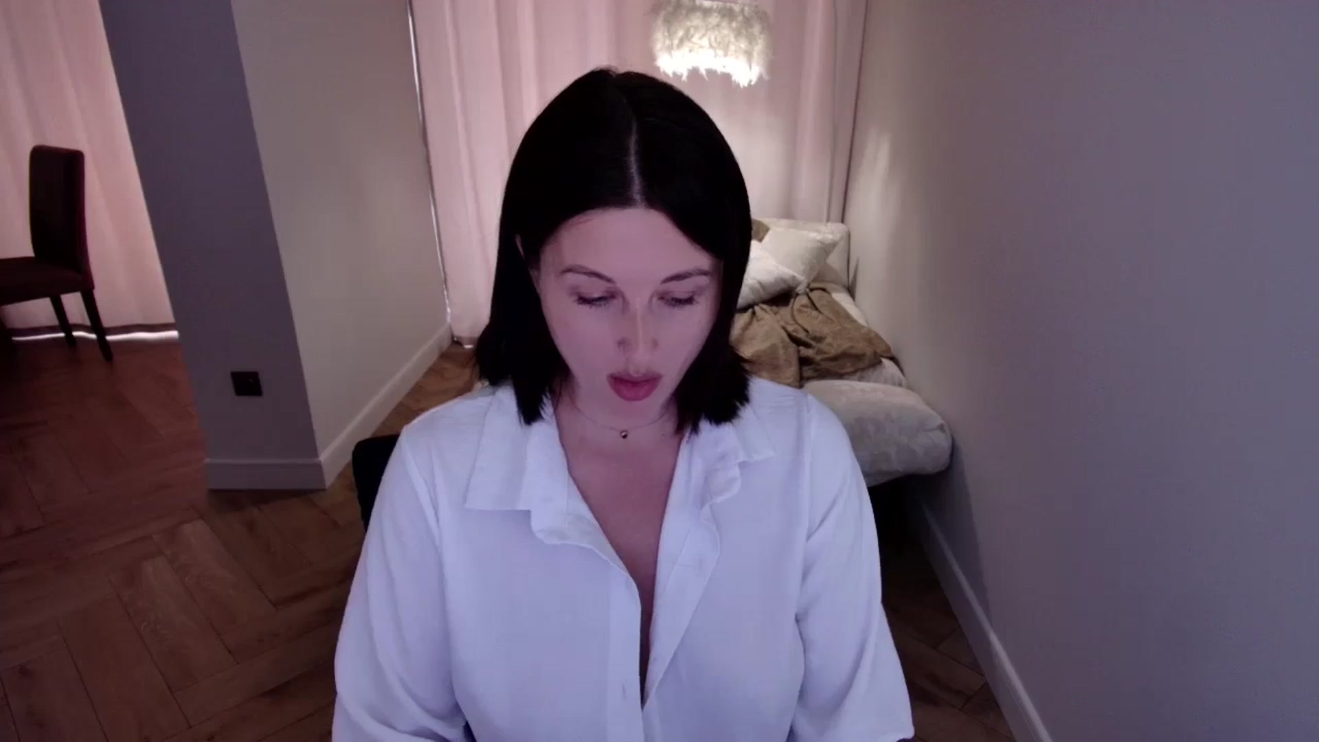 Gallery image thumbnail from Rockn_Grace's myfreecams stream on, 08/28/2024, 09:43 image 19 of 20