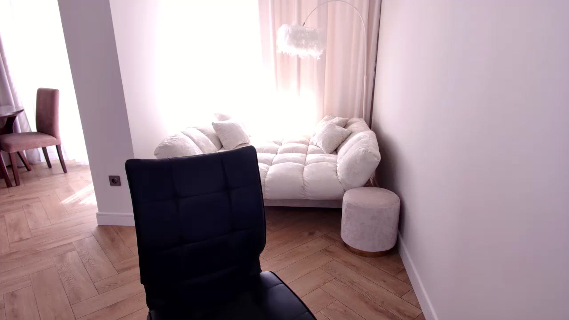Gallery image thumbnail from Rockn_Grace's myfreecams stream on, 09/21/2024, 07:52 image 12 of 20