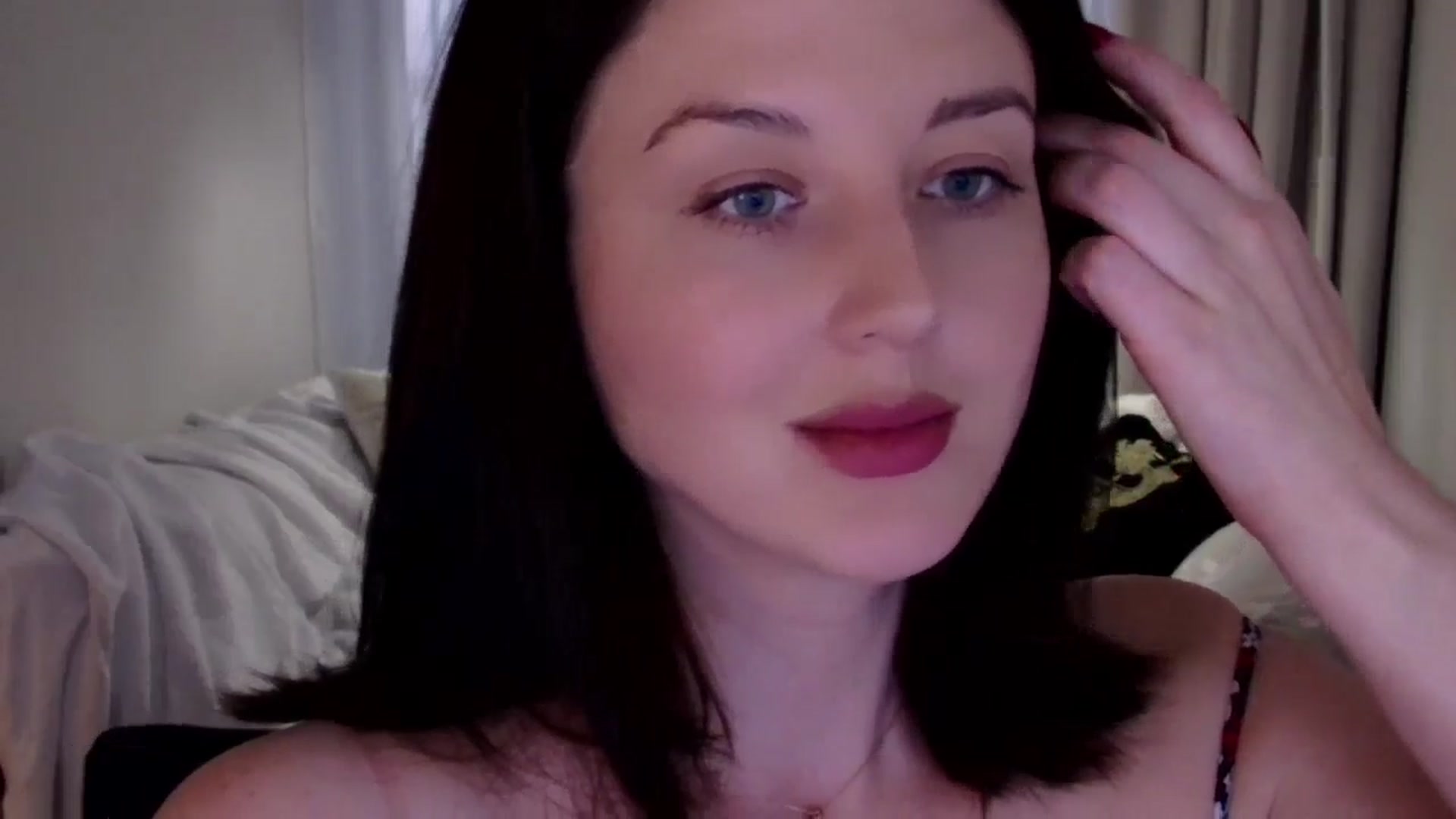 Gallery image thumbnail from Rockn_Grace's myfreecams stream on, 10/26/2024, 10:56 image 4 of 20