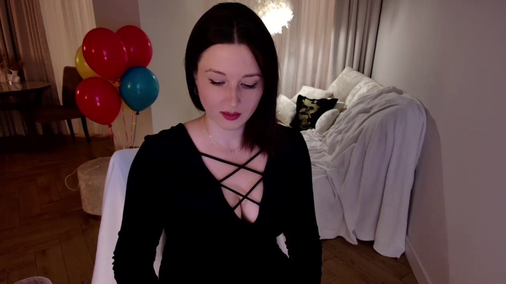 Gallery image thumbnail from Rockn_Grace's myfreecams stream on, 10/27/2024, 16:04 image 9 of 20