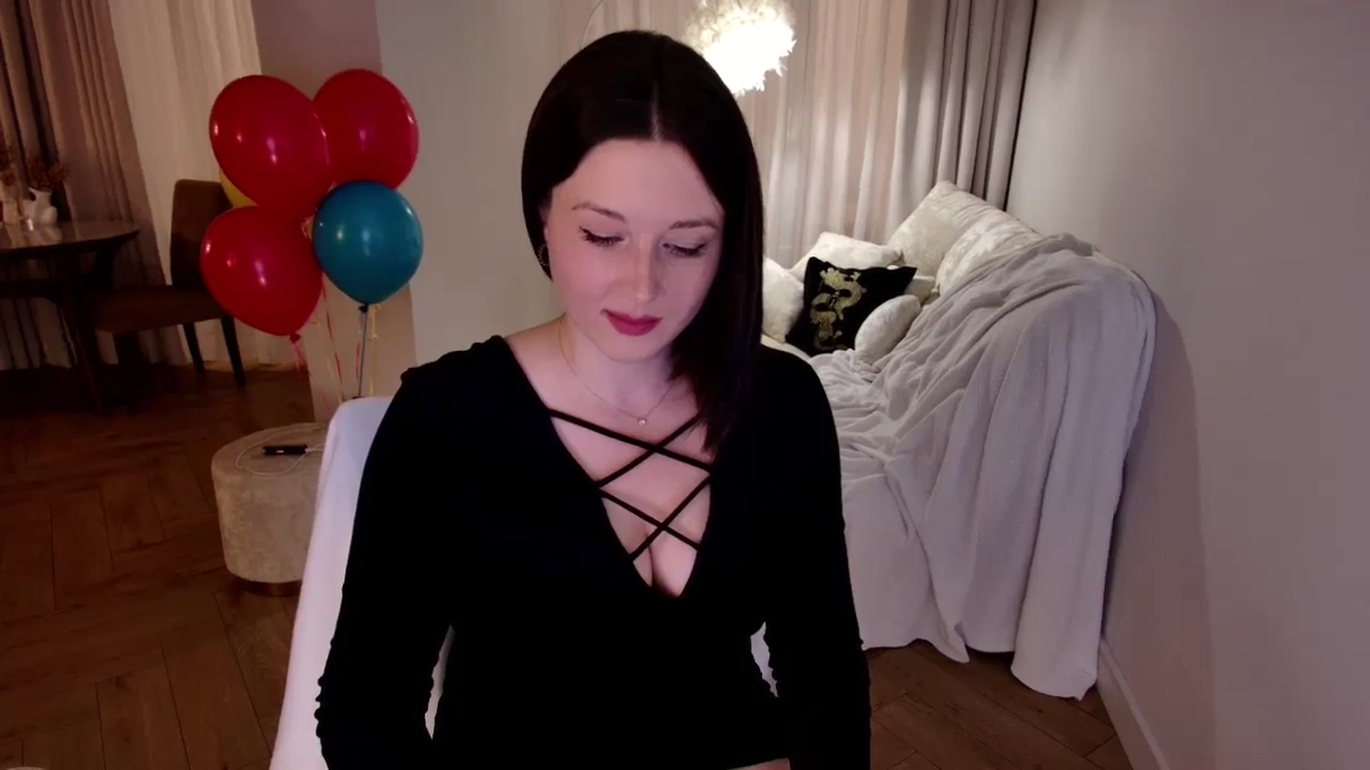 Gallery image thumbnail from Rockn_Grace's myfreecams stream on, 10/27/2024, 16:04 image 13 of 20