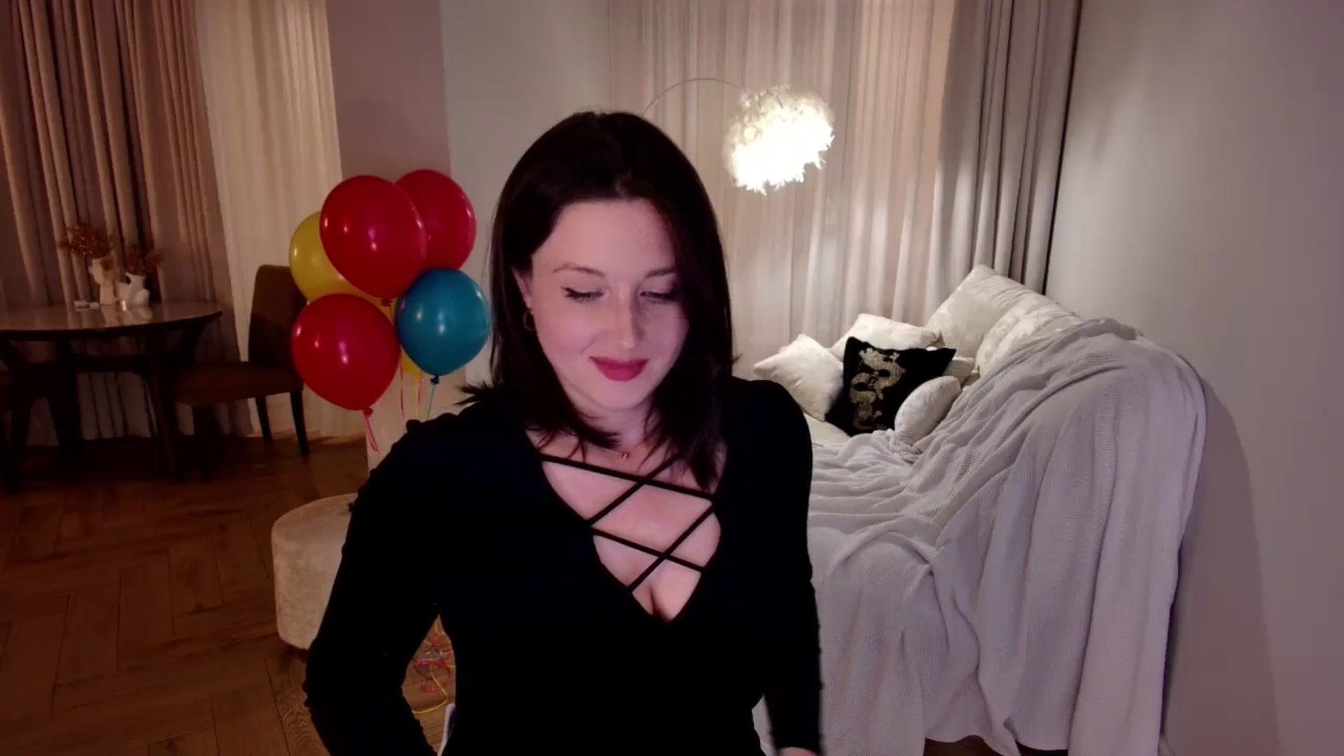 Gallery image thumbnail from Rockn_Grace's myfreecams stream on, 10/27/2024, 17:23 image 9 of 20
