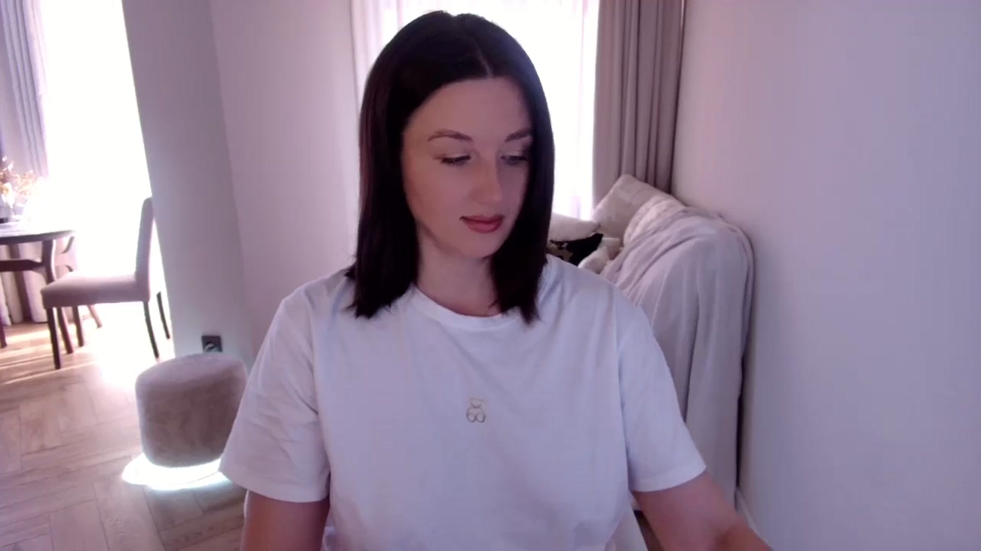 Gallery image thumbnail from Rockn_Grace's myfreecams stream on, 10/30/2024, 09:39 image 6 of 20