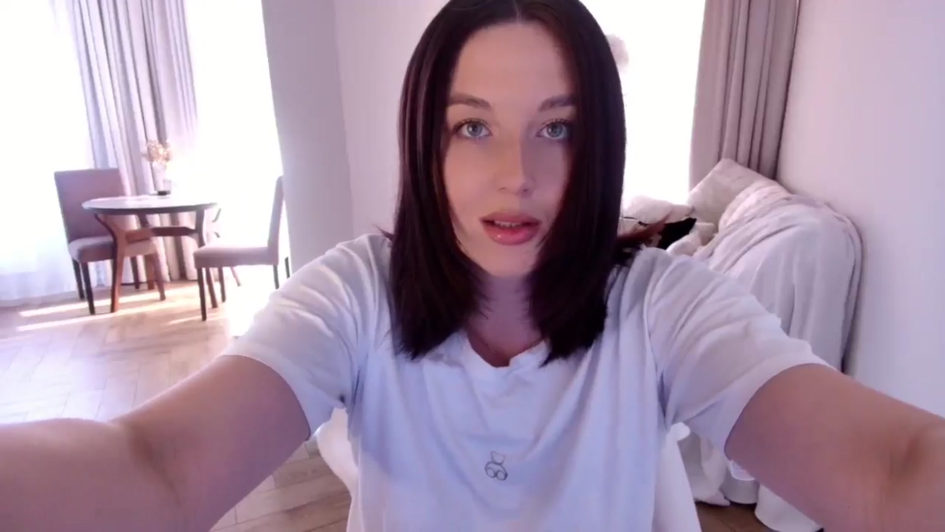 Gallery image thumbnail from Rockn_Grace's myfreecams stream on, 10/30/2024, 09:39 image 11 of 20