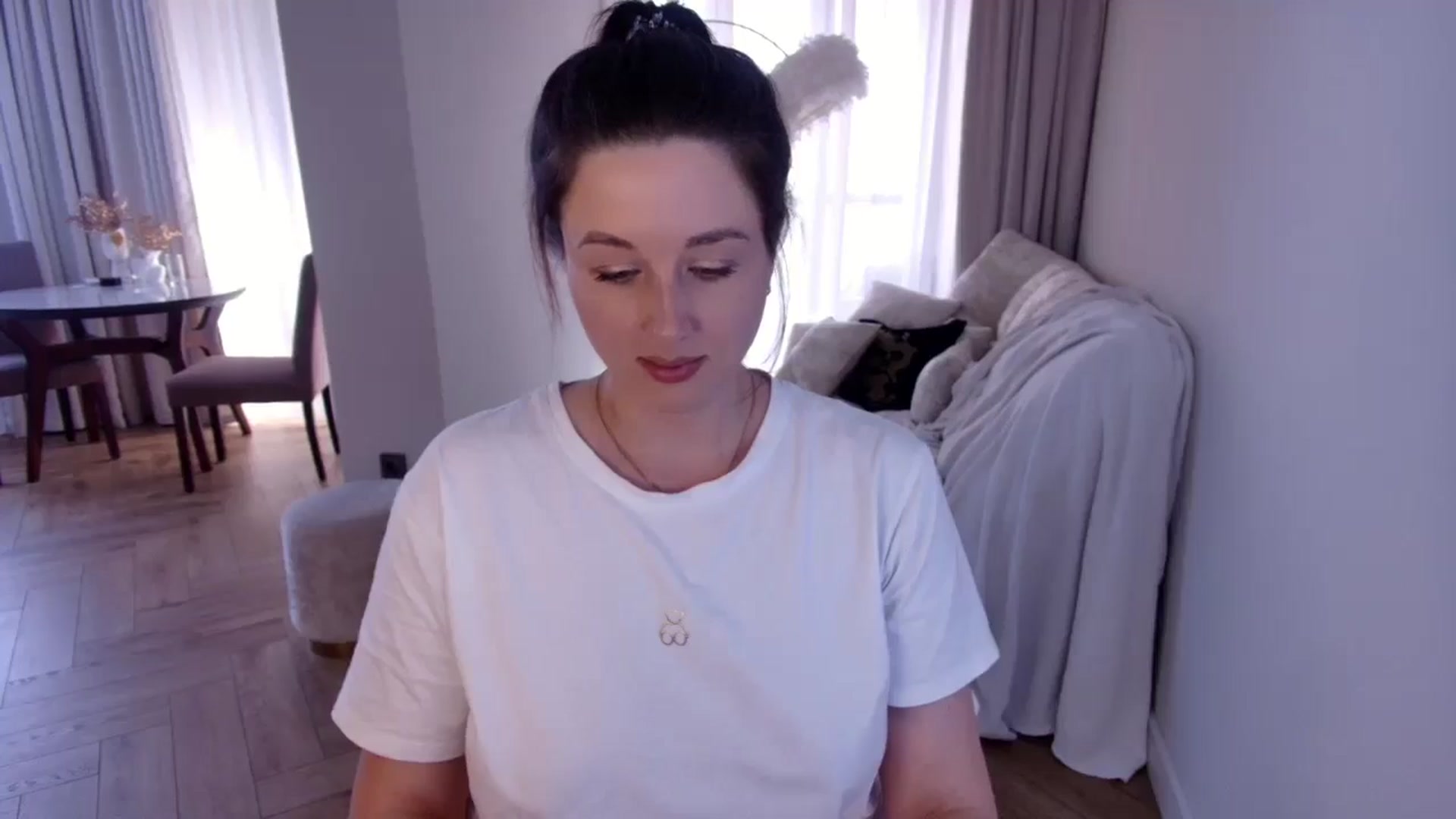 Gallery image thumbnail from Rockn_Grace's myfreecams stream on, 10/30/2024, 11:11 image 3 of 20
