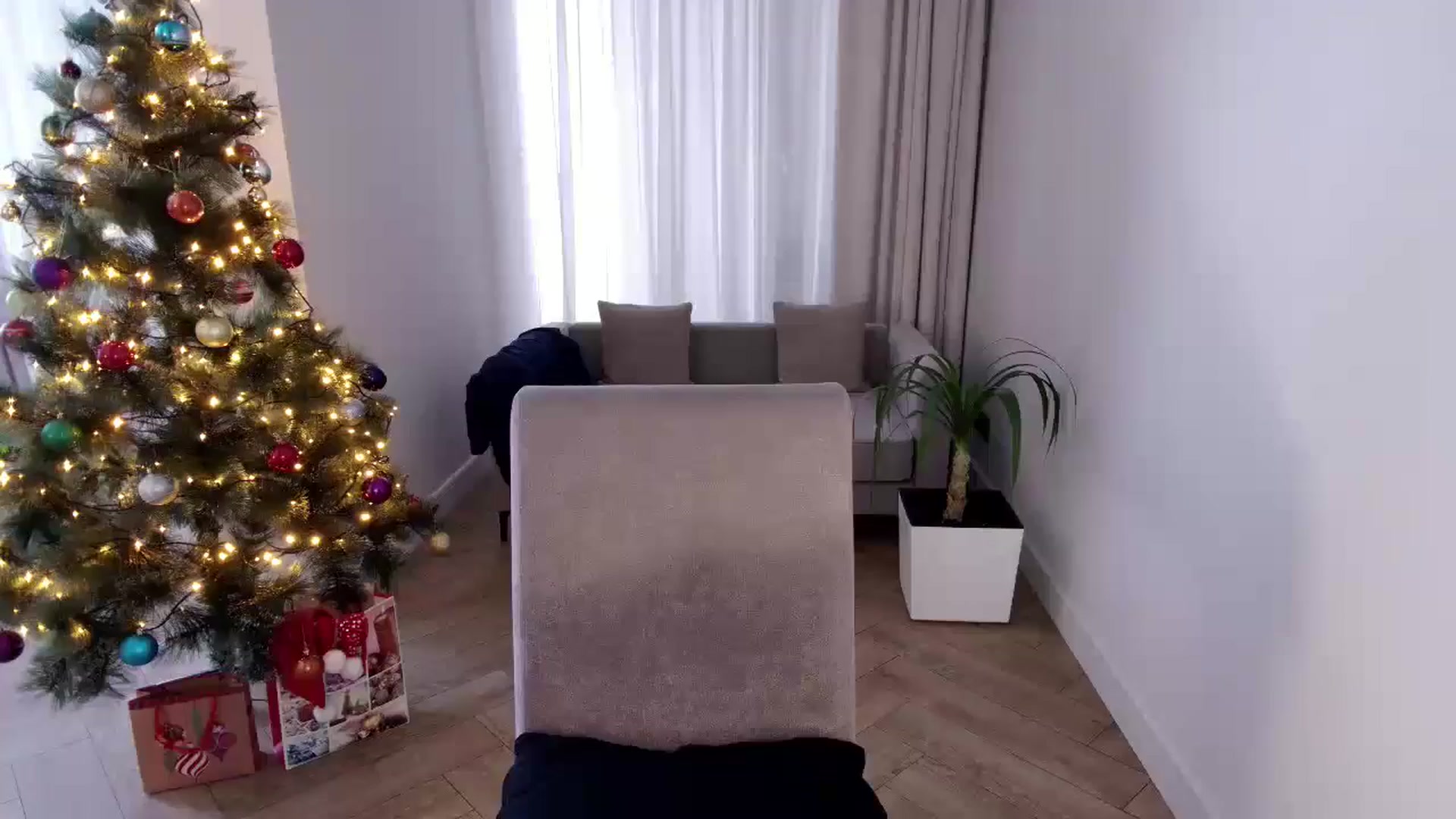 Gallery image thumbnail from Rockn_Grace's myfreecams stream on, 12/26/2024, 08:01 image 18 of 20