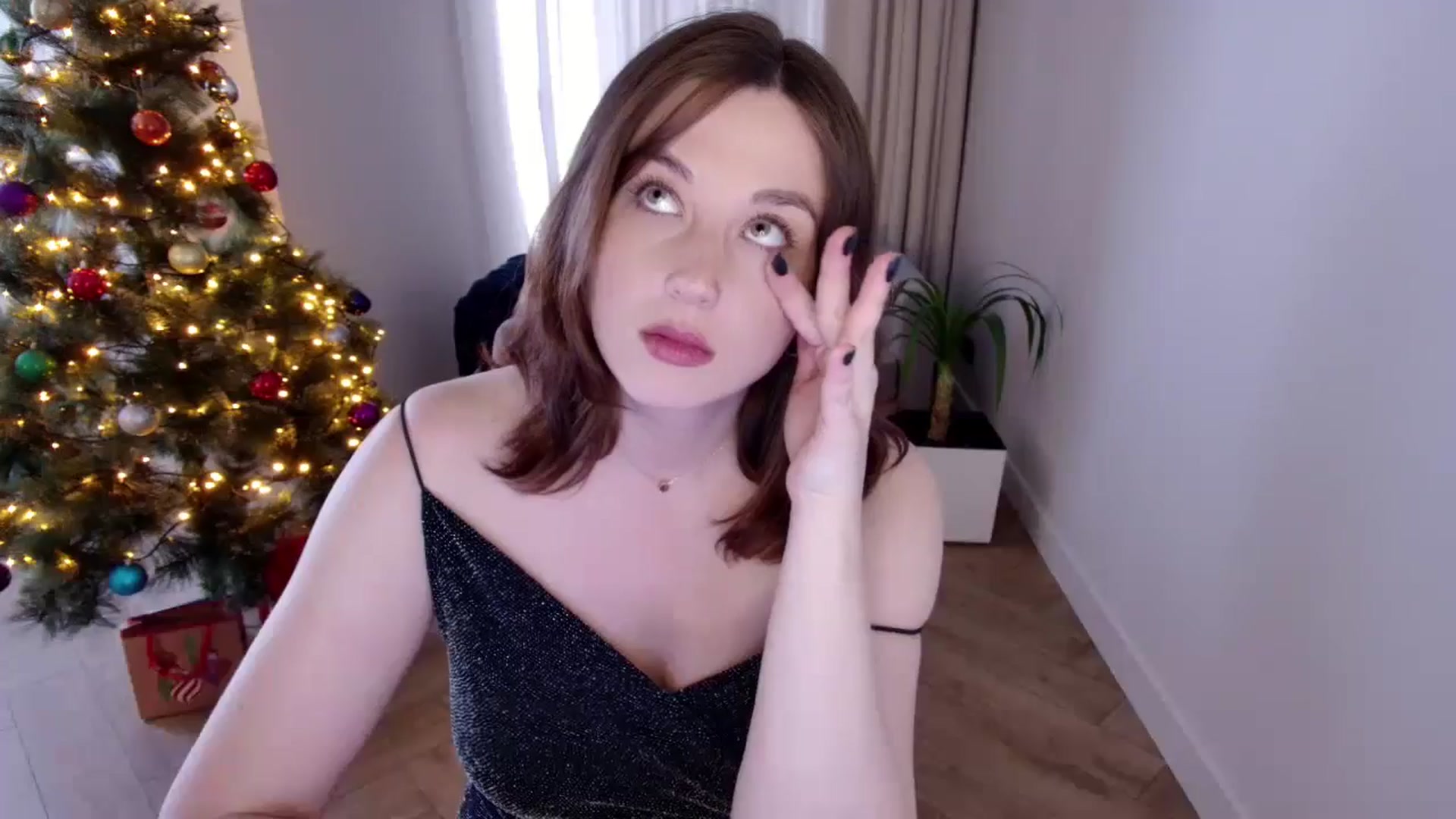Gallery image thumbnail from Rockn_Grace's myfreecams stream on, 12/26/2024, 08:36 image 6 of 20