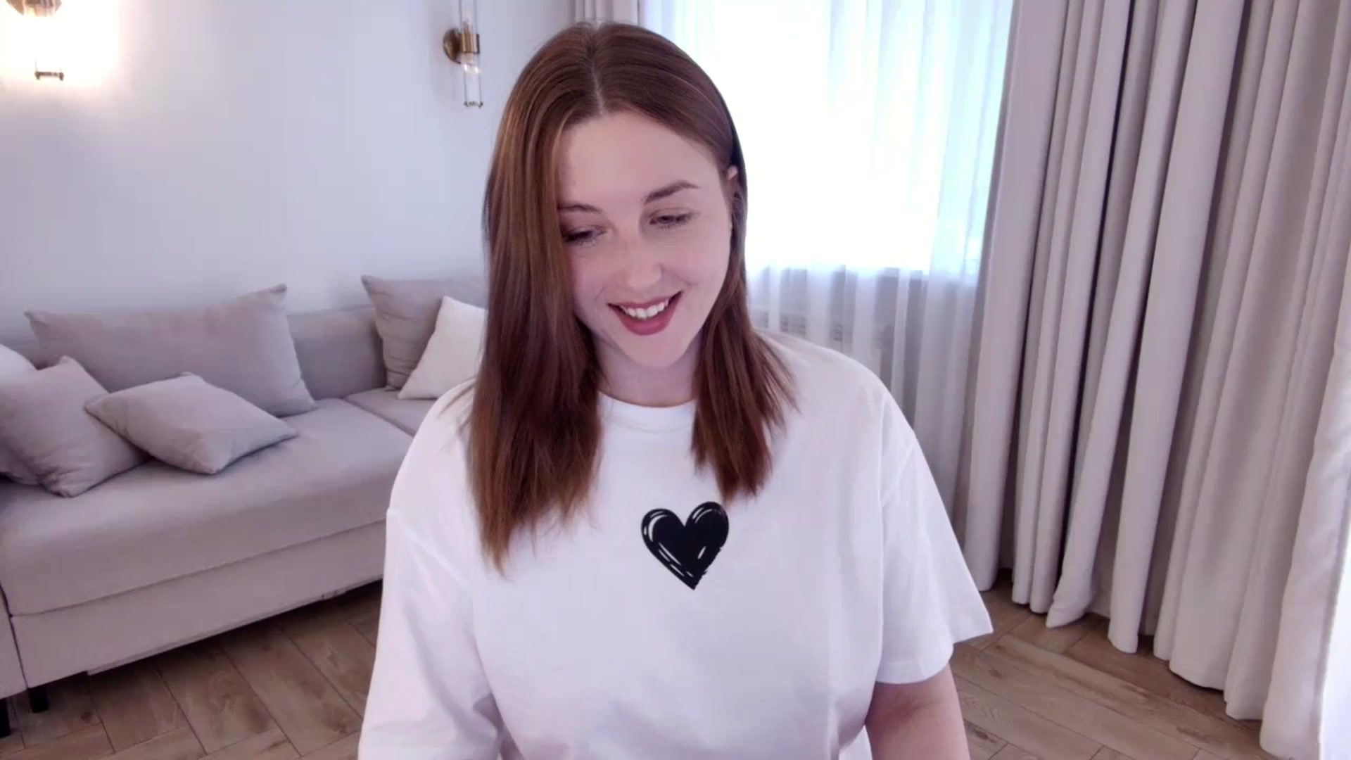 Gallery image thumbnail from Rockn_Grace's myfreecams stream on, 05/05/2025, 08:24 image 15 of 20