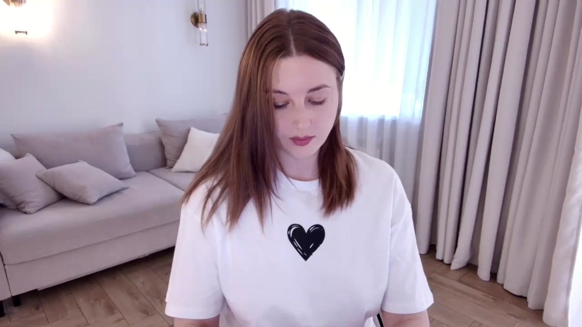 Gallery image thumbnail from Rockn_Grace's myfreecams stream on, 05/05/2025, 08:24 image 17 of 20